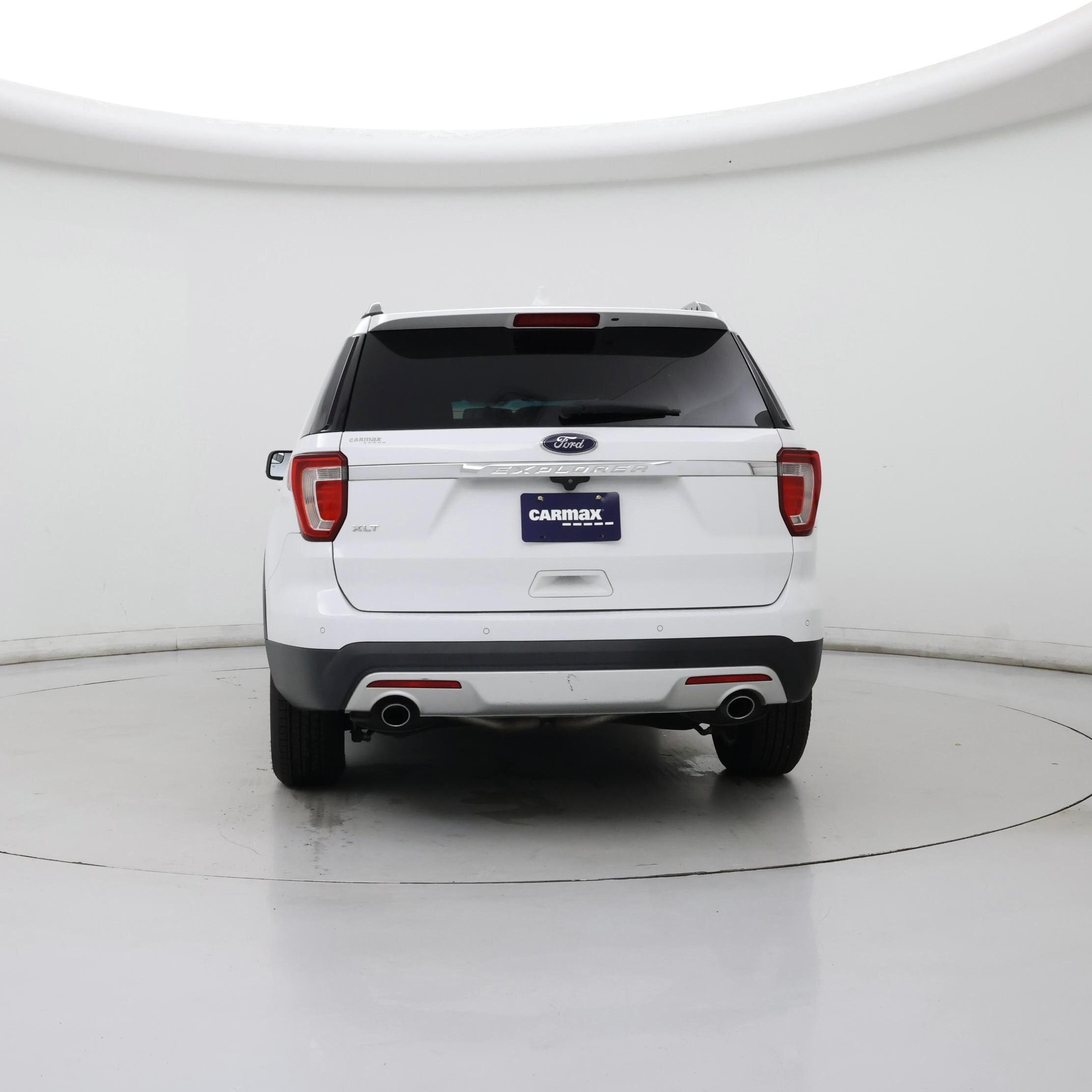 Thumbnail: 2016 Ford Explorer - 6