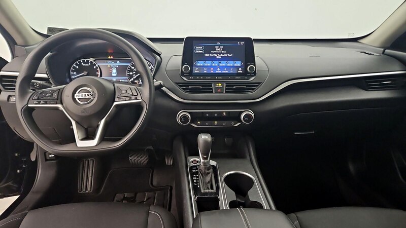 2022 Nissan Altima SV 9