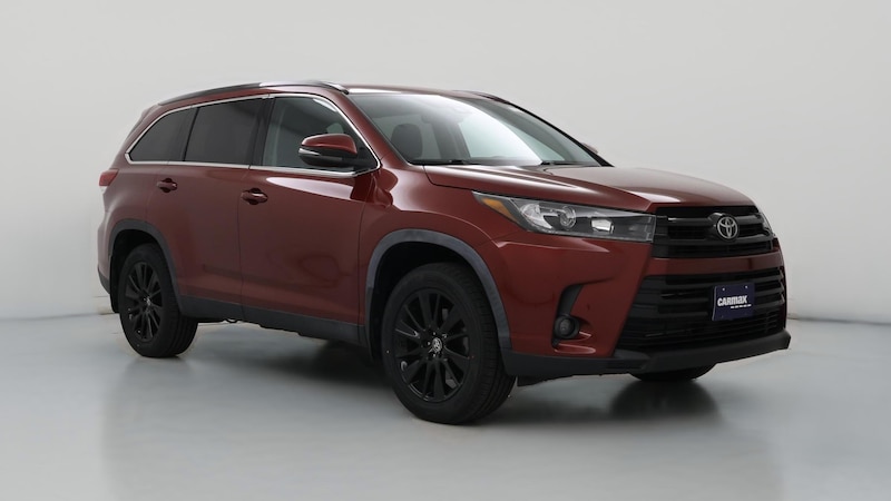 2019 Toyota Highlander SE Hero Image