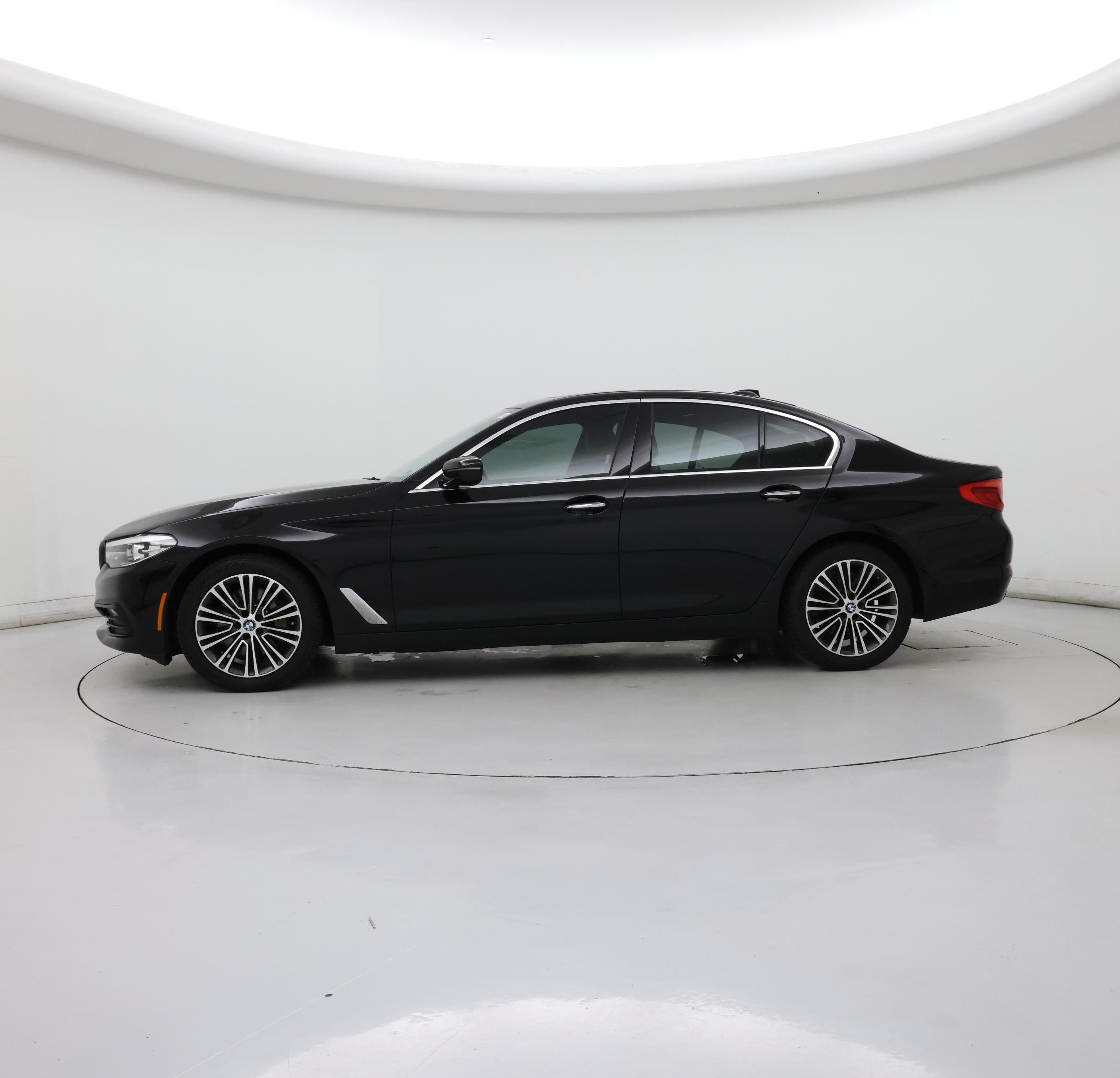 Thumbnail: 2018 BMW 5 Series - 3