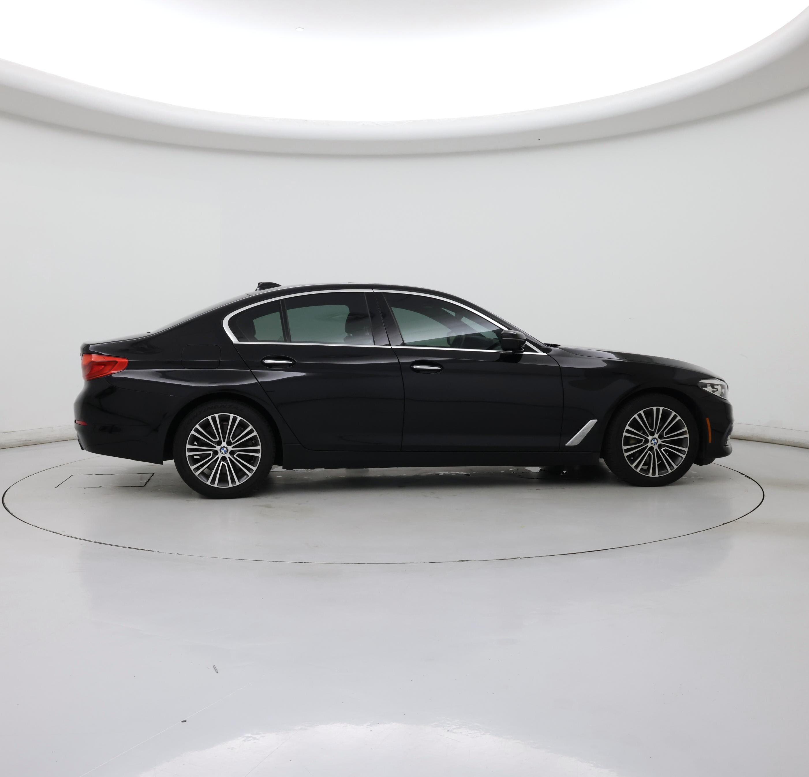 Thumbnail: 2018 BMW 5 Series - 7