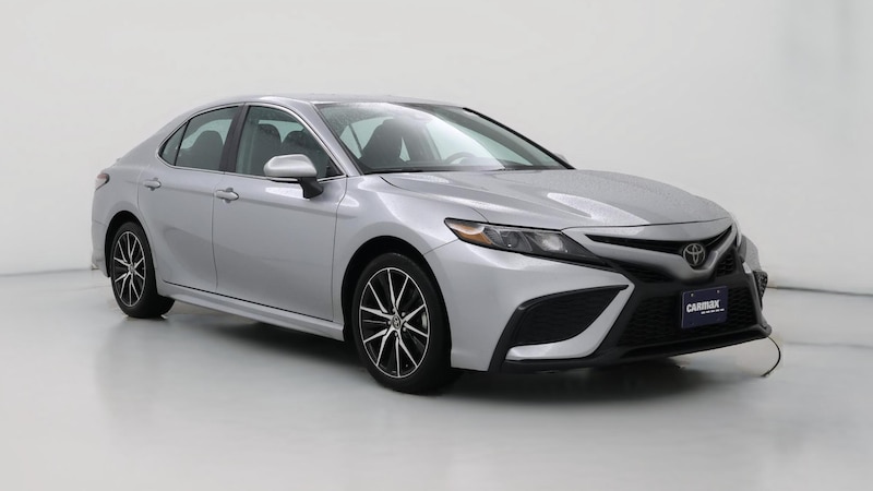 2024 Toyota Camry SE Hero Image