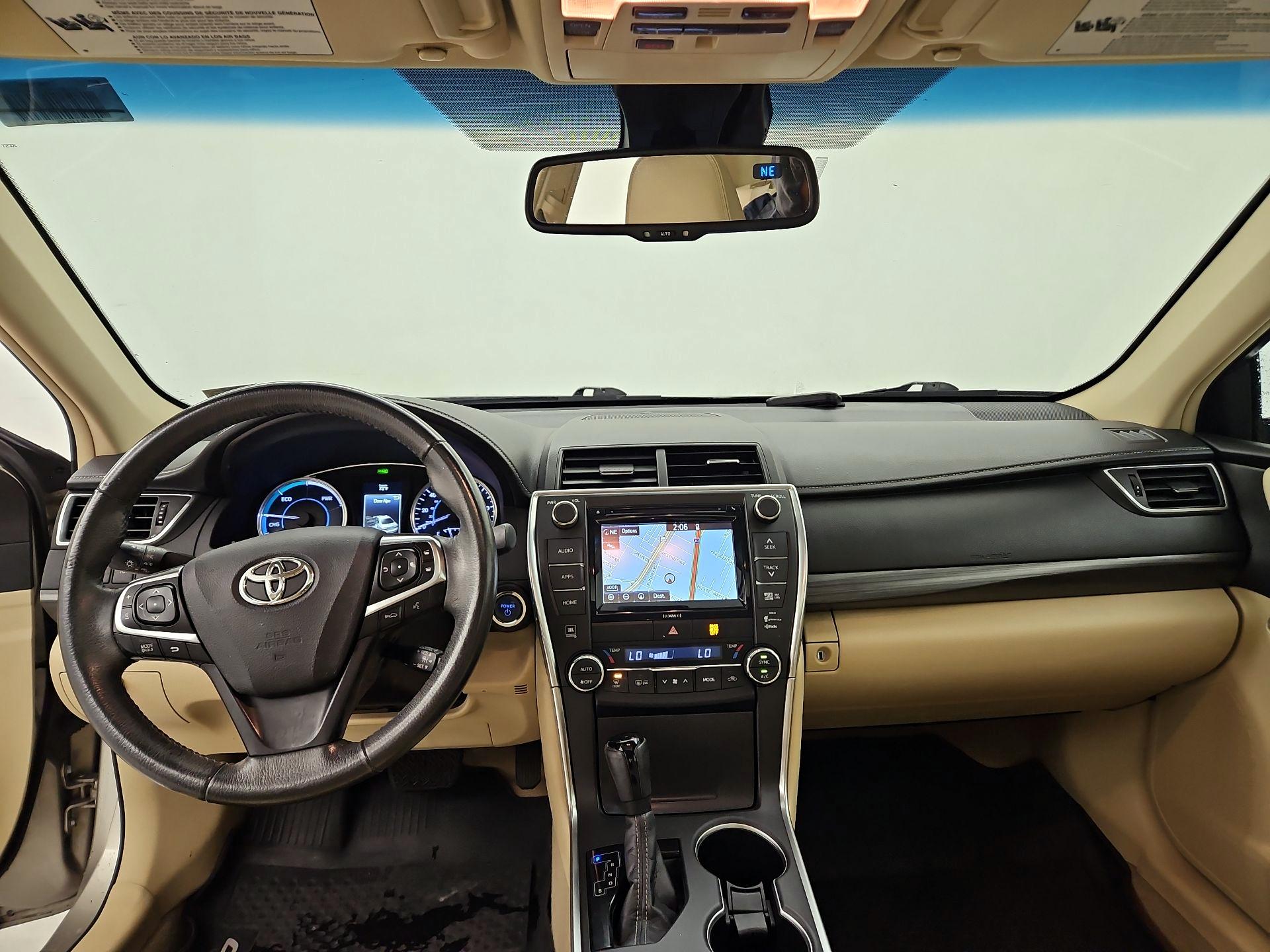 Thumbnail: 2017 Toyota Camry - 9