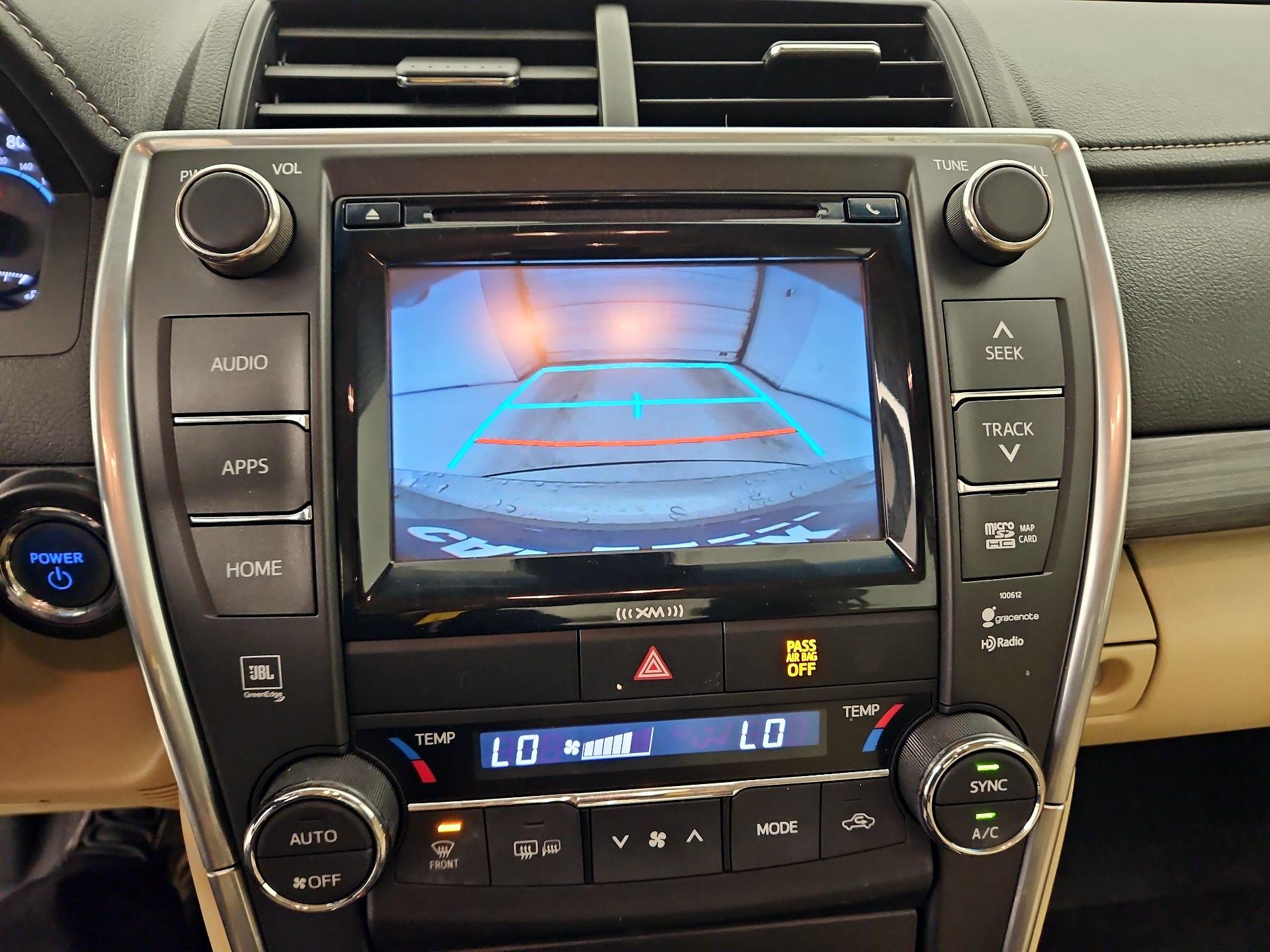 Thumbnail: 2017 Toyota Camry - 15
