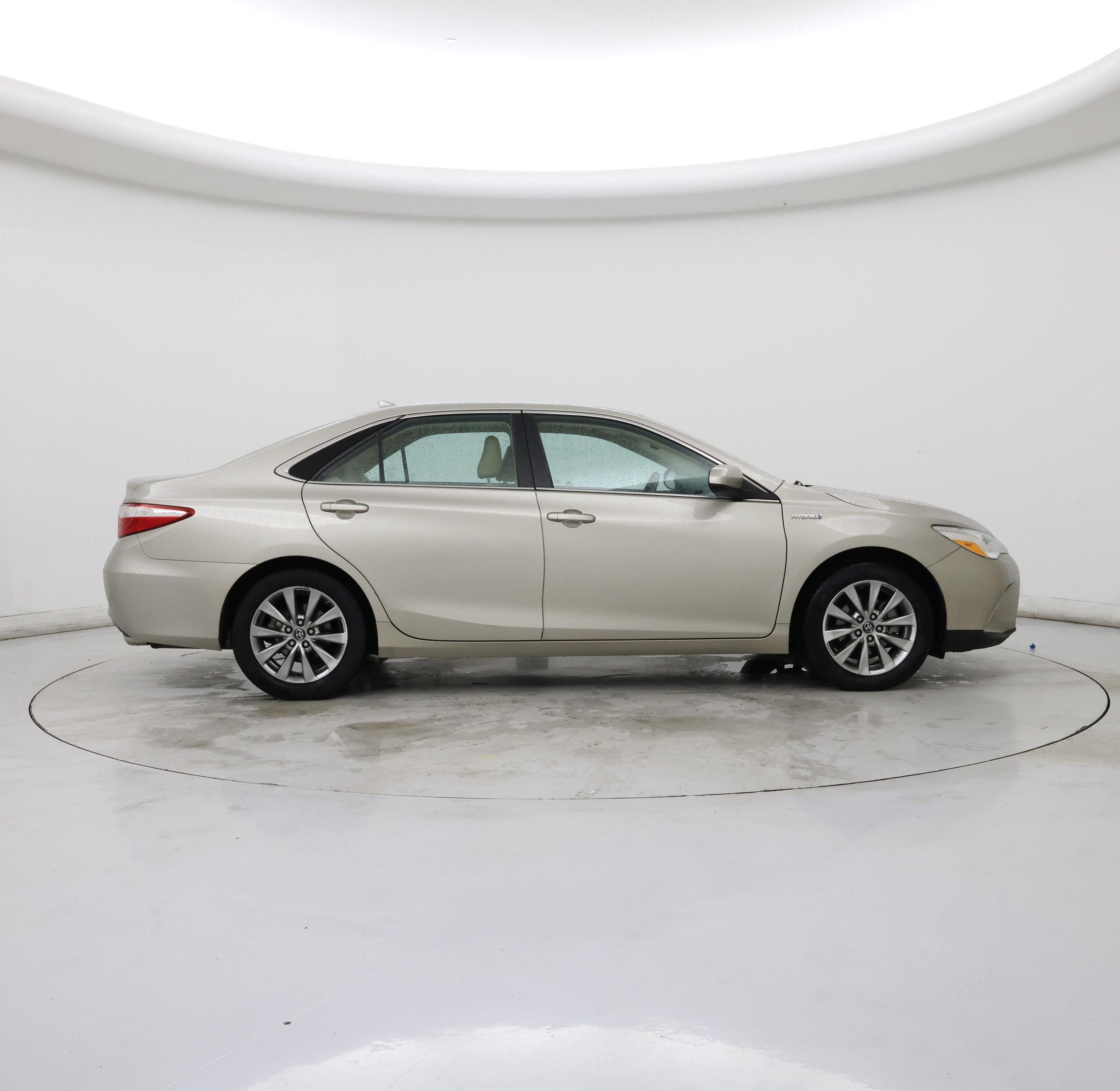 Thumbnail: 2017 Toyota Camry - 7