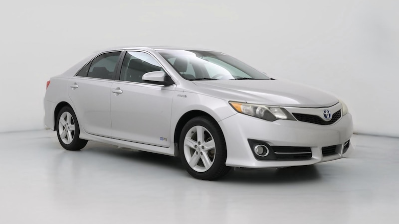 2014 Toyota Camry SE Hero Image