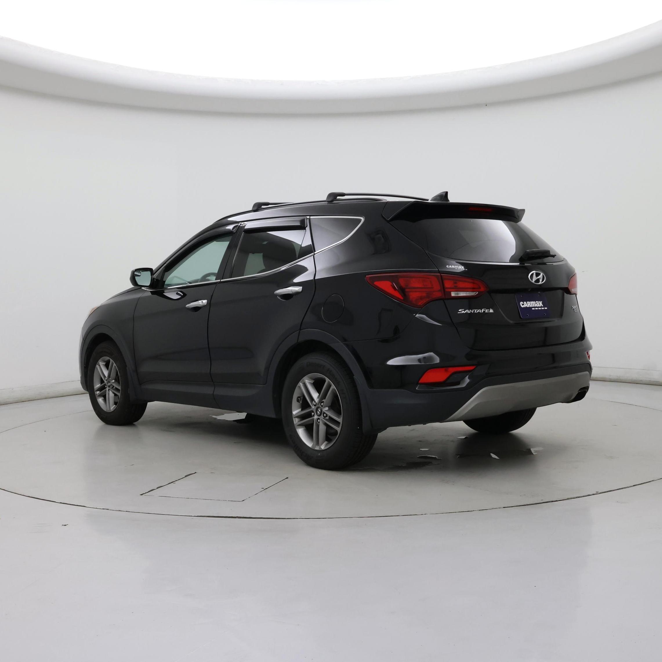 Thumbnail: 2017 Hyundai Santa Fe - 2