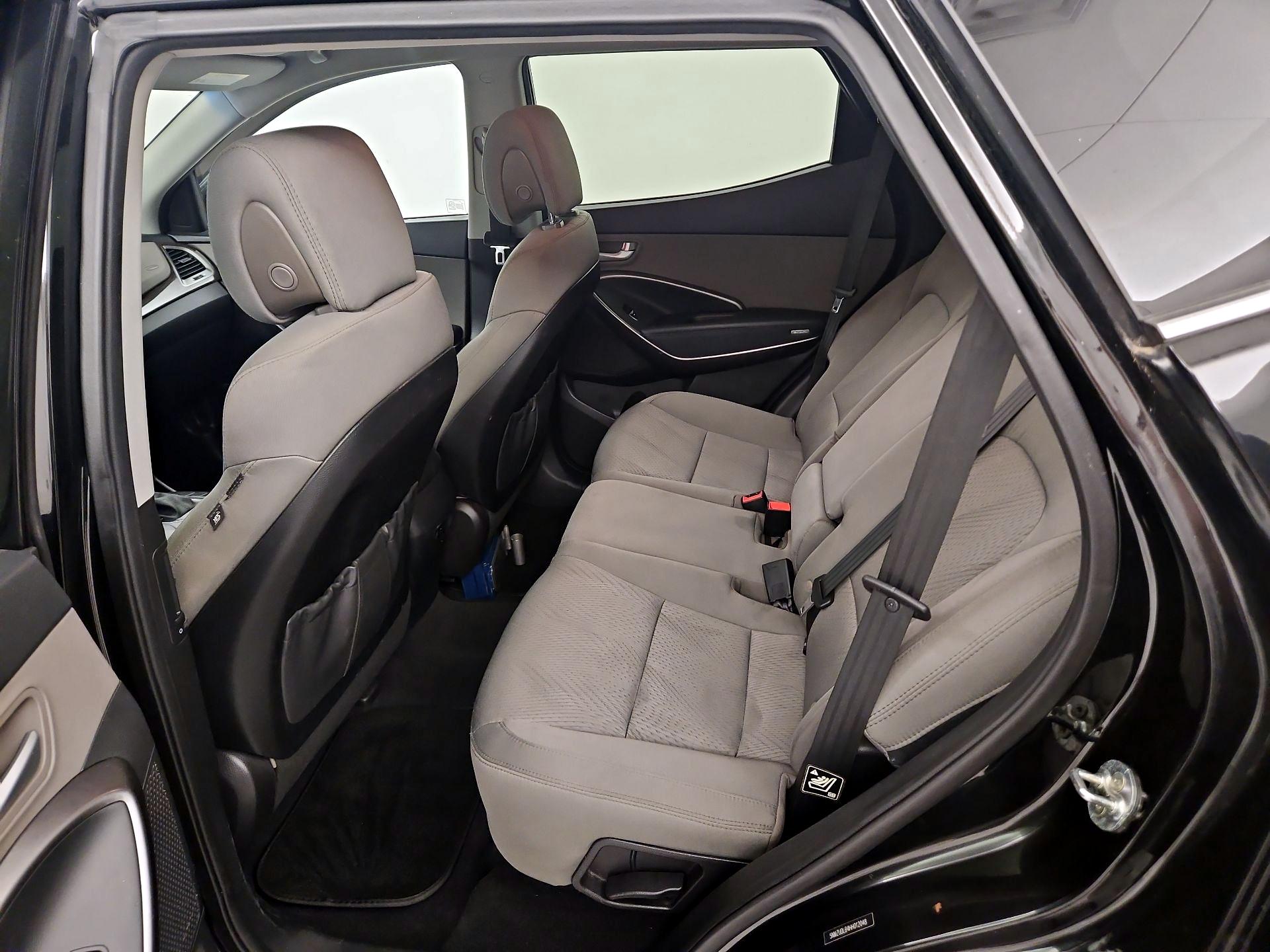 Thumbnail: 2017 Hyundai Santa Fe - 19