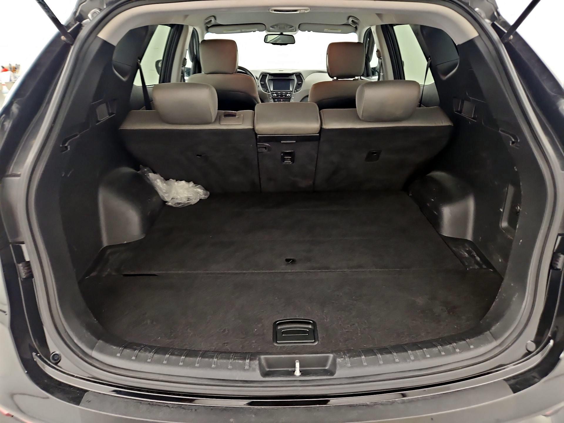Thumbnail: 2017 Hyundai Santa Fe - 20