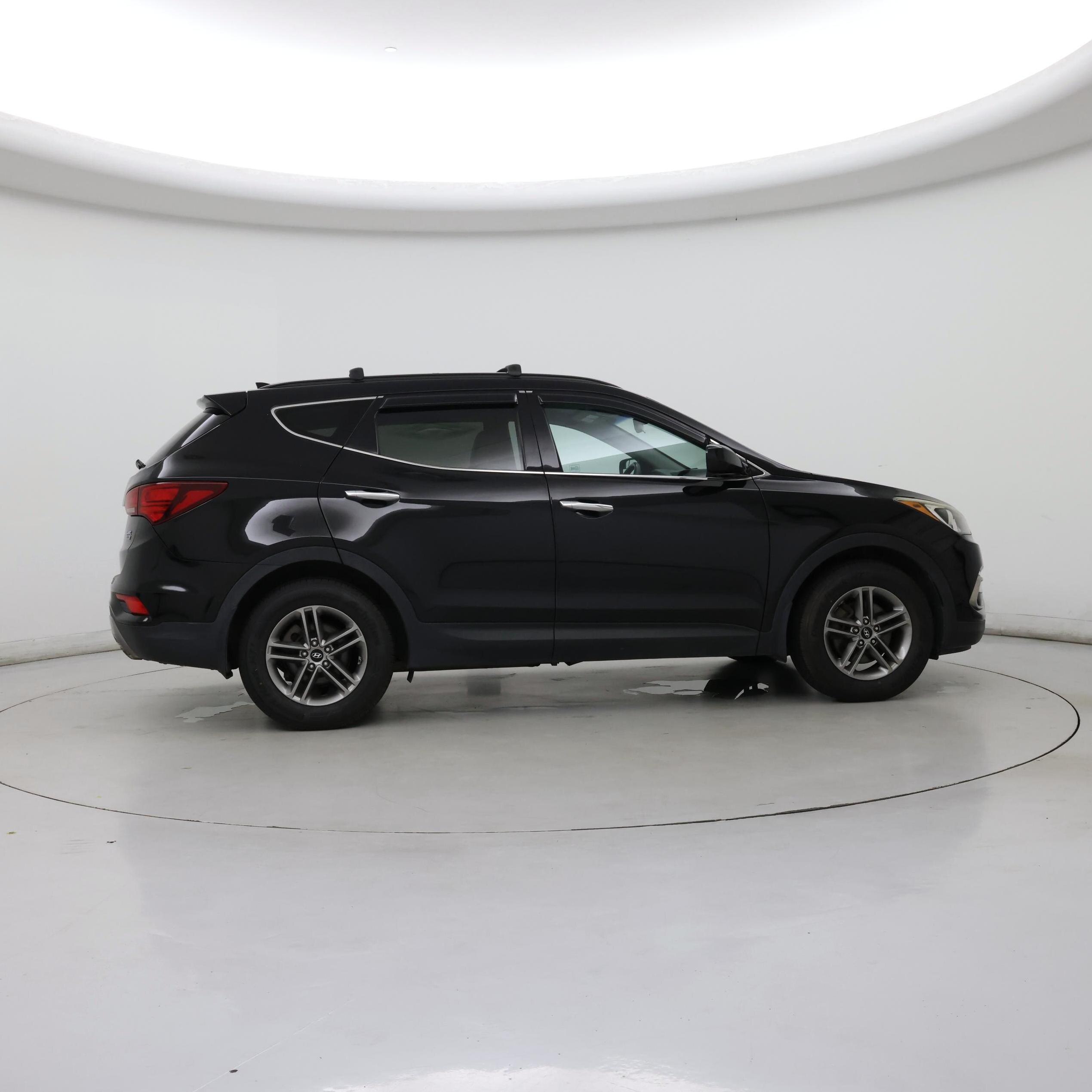 Thumbnail: 2017 Hyundai Santa Fe - 7