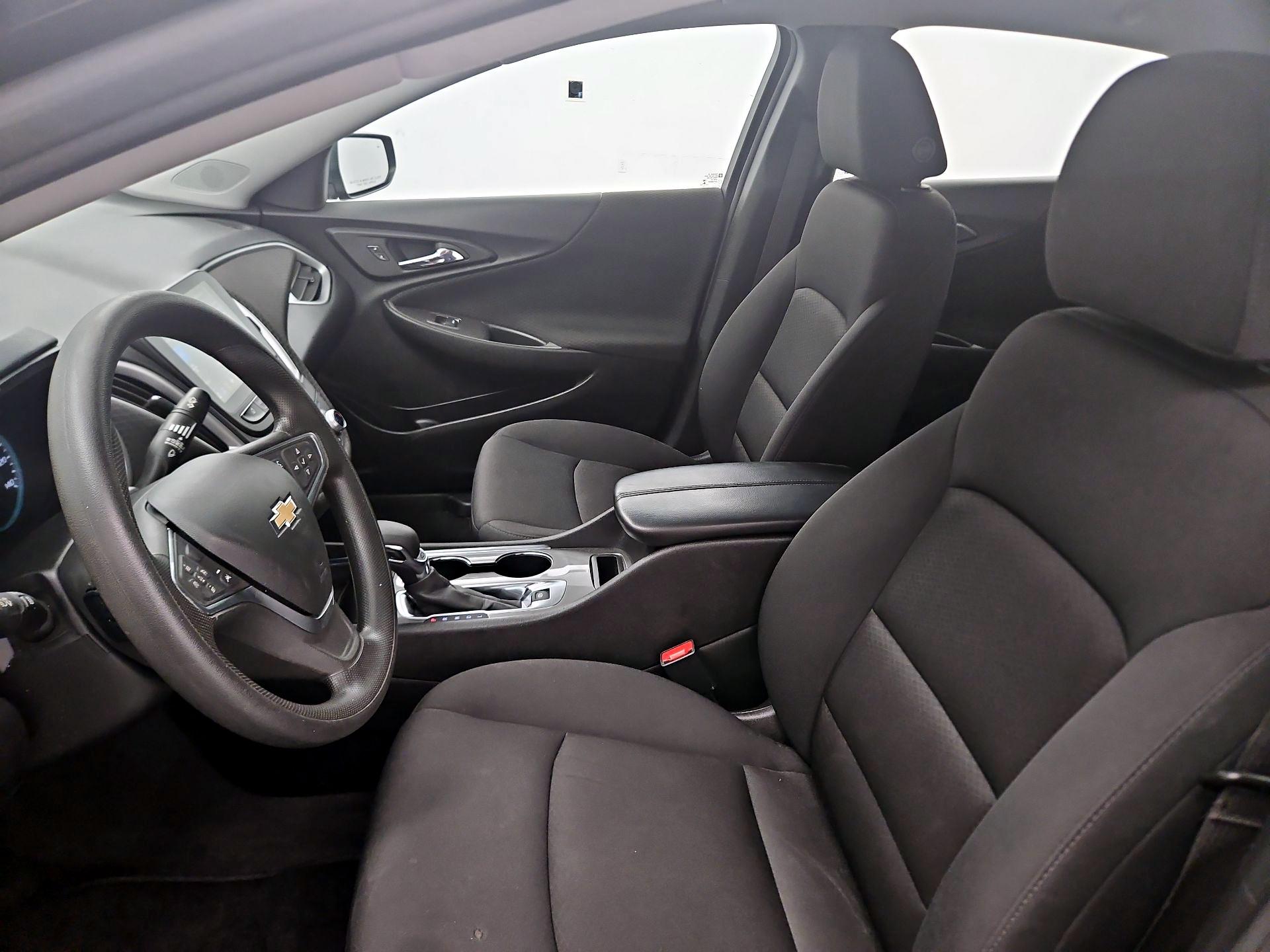 Thumbnail: 2023 Chevrolet Malibu - 11