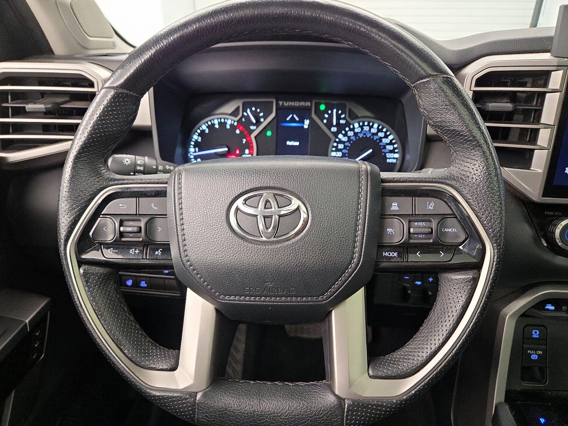 Thumbnail: 2022 Toyota Tundra - 10