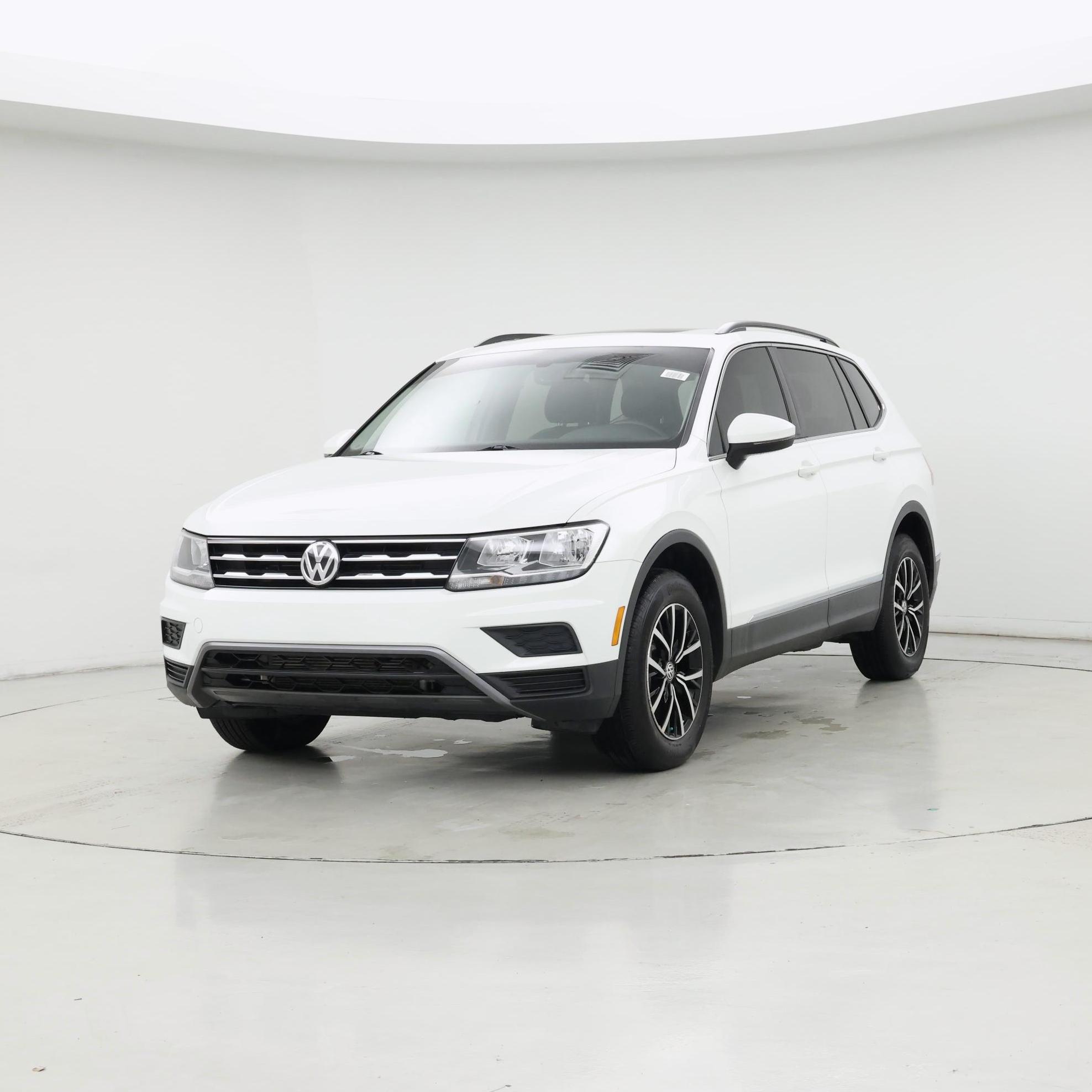 Thumbnail: 2021 Volkswagen Tiguan - 4