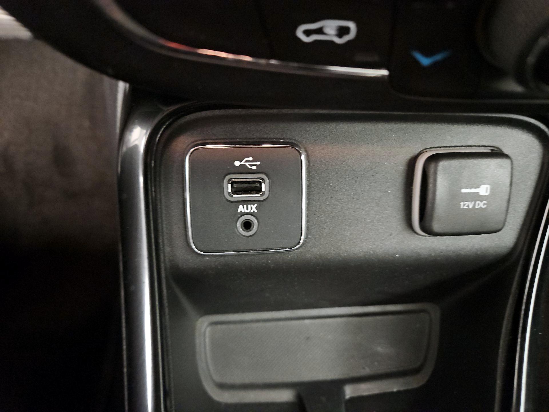 Thumbnail: 2018 Jeep Compass - 18