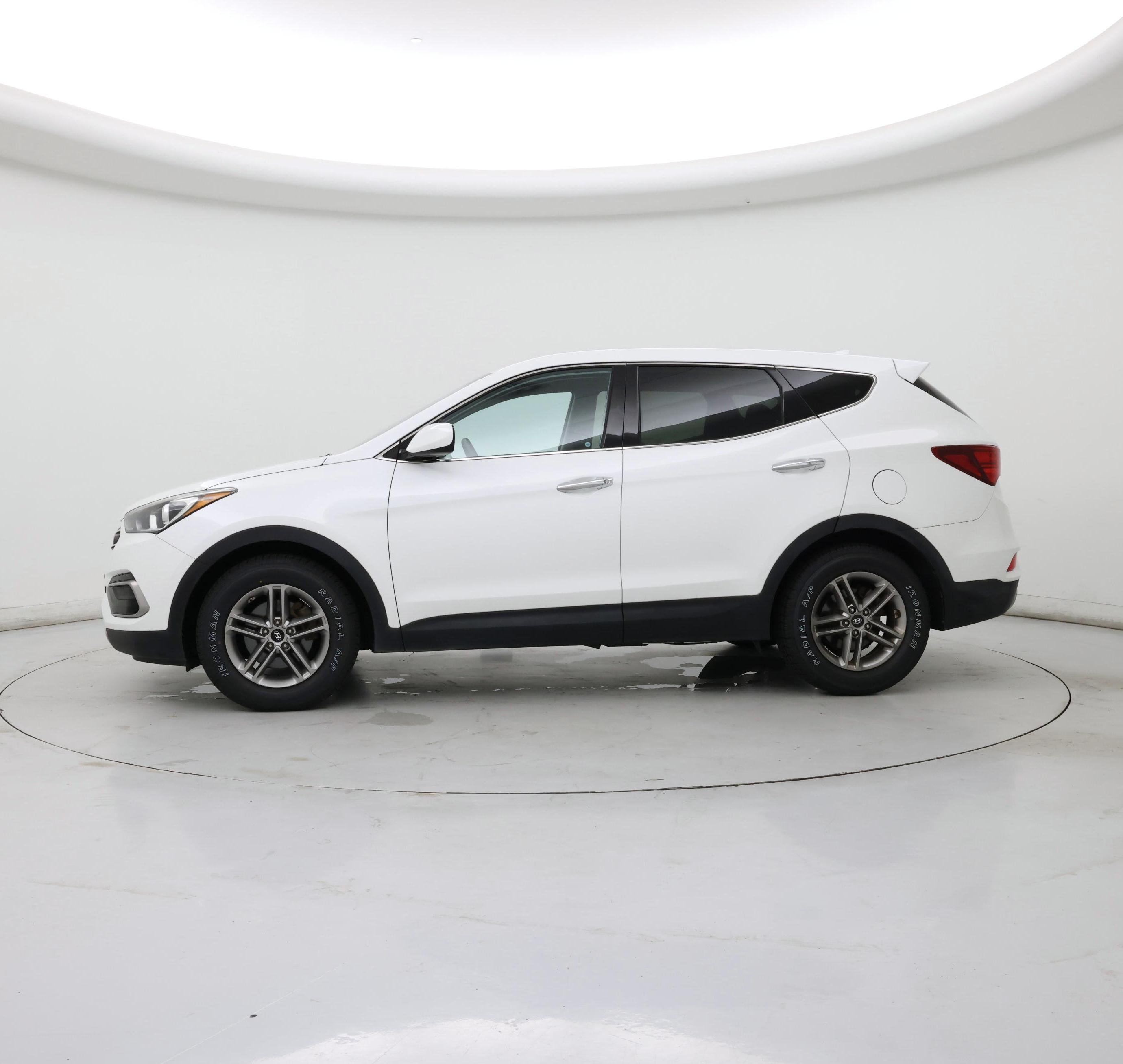 Thumbnail: 2017 Hyundai Santa Fe - 3