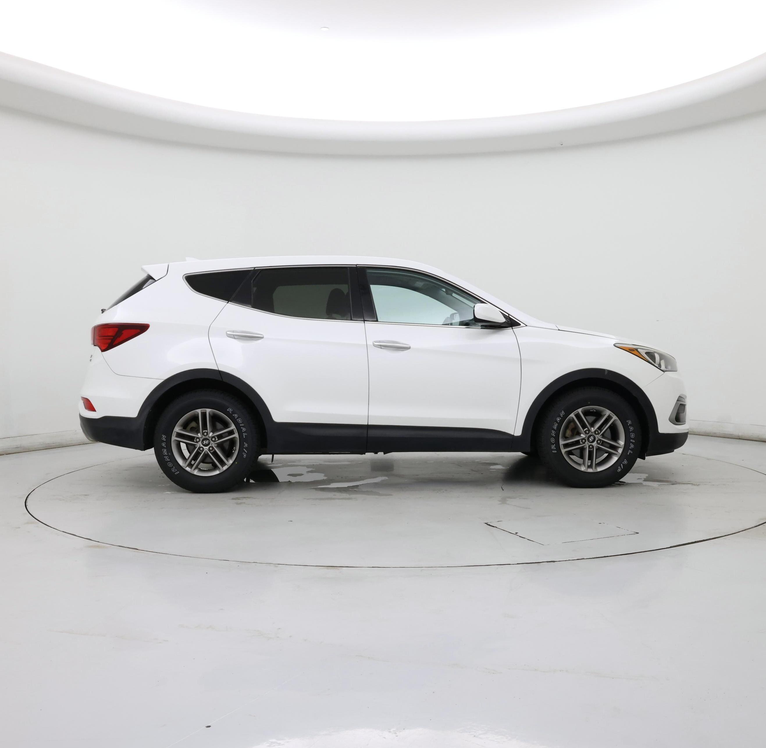 Thumbnail: 2017 Hyundai Santa Fe - 7