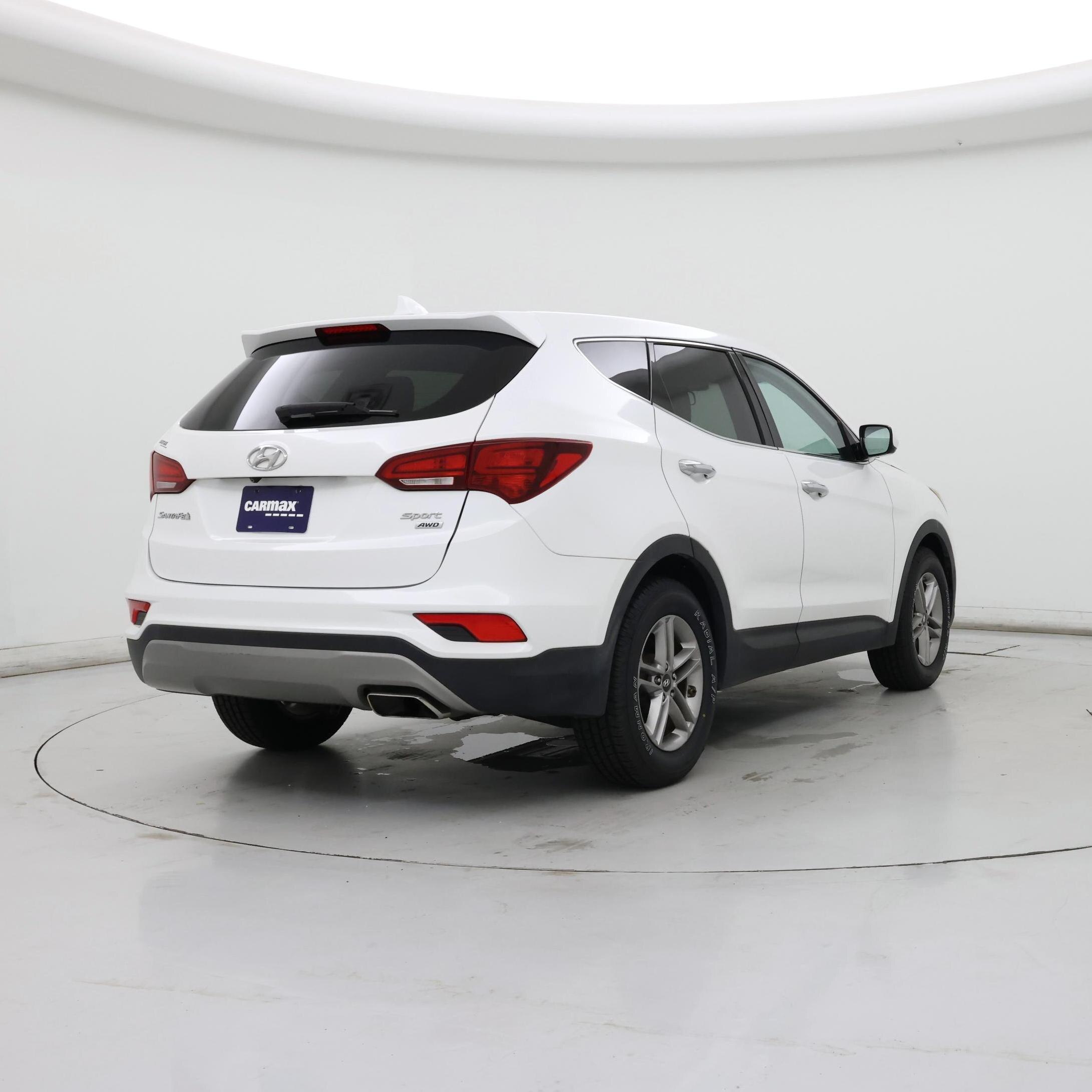 Thumbnail: 2017 Hyundai Santa Fe - 8