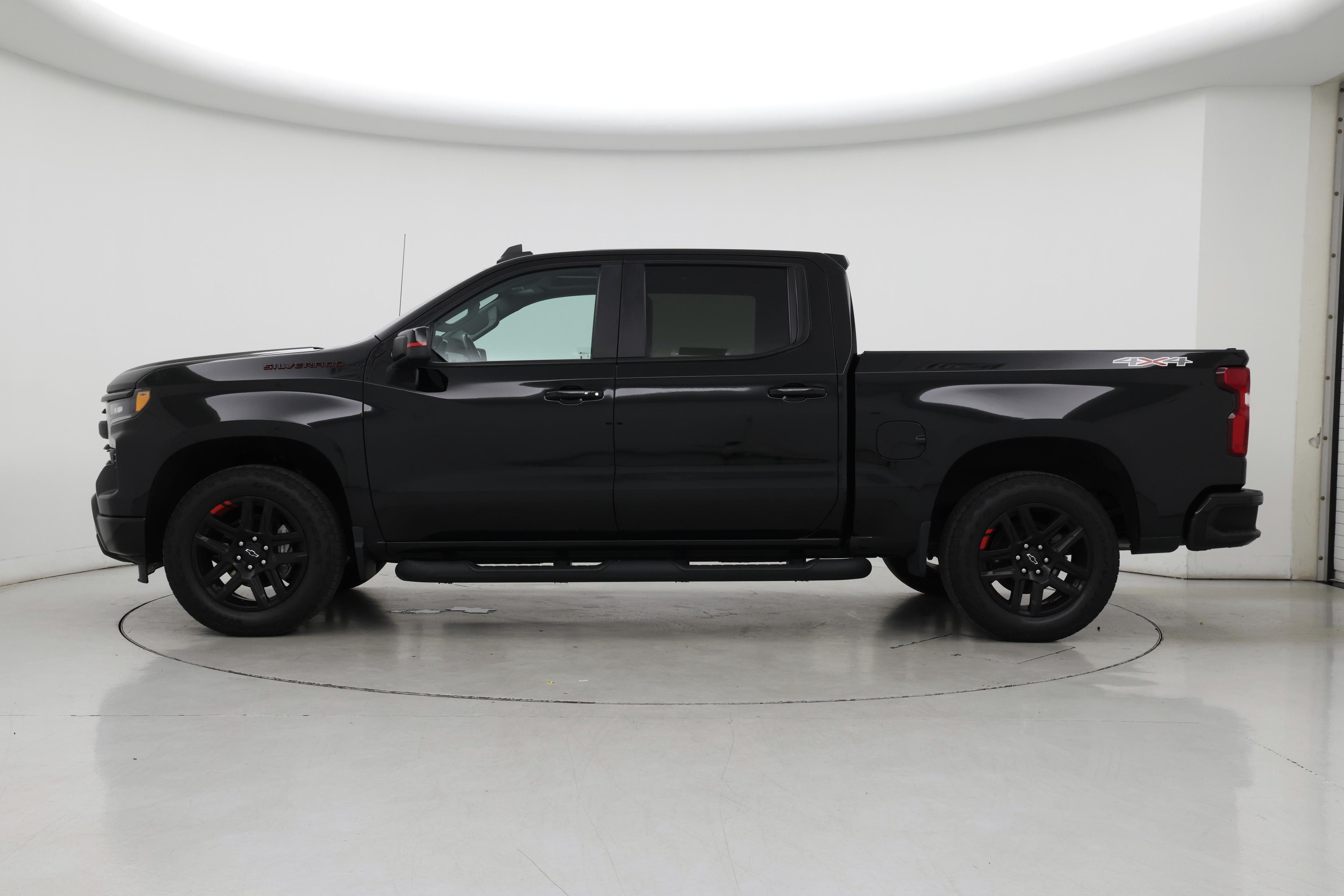 Thumbnail: 2022 Chevrolet Silverado 1500 - 3