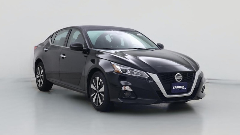 2021 Nissan Altima SL Hero Image