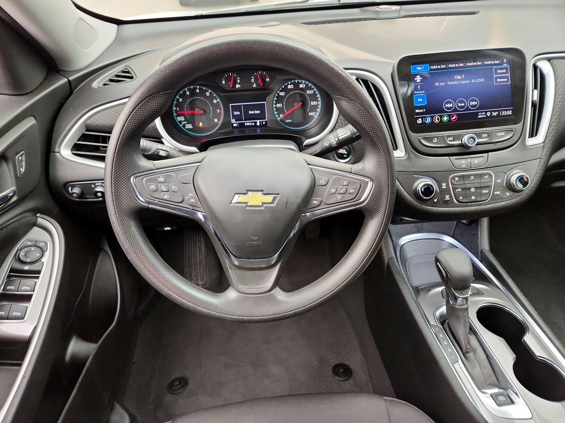 Thumbnail: 2023 Chevrolet Malibu - 10