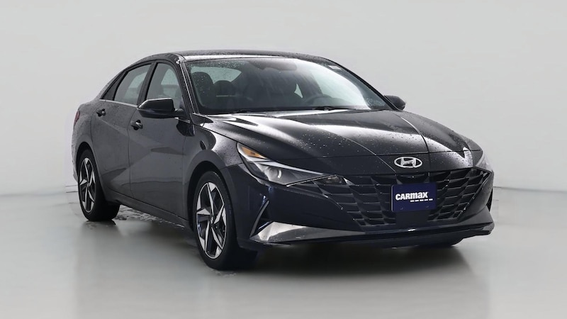 2022 Hyundai Elantra SEL Hero Image