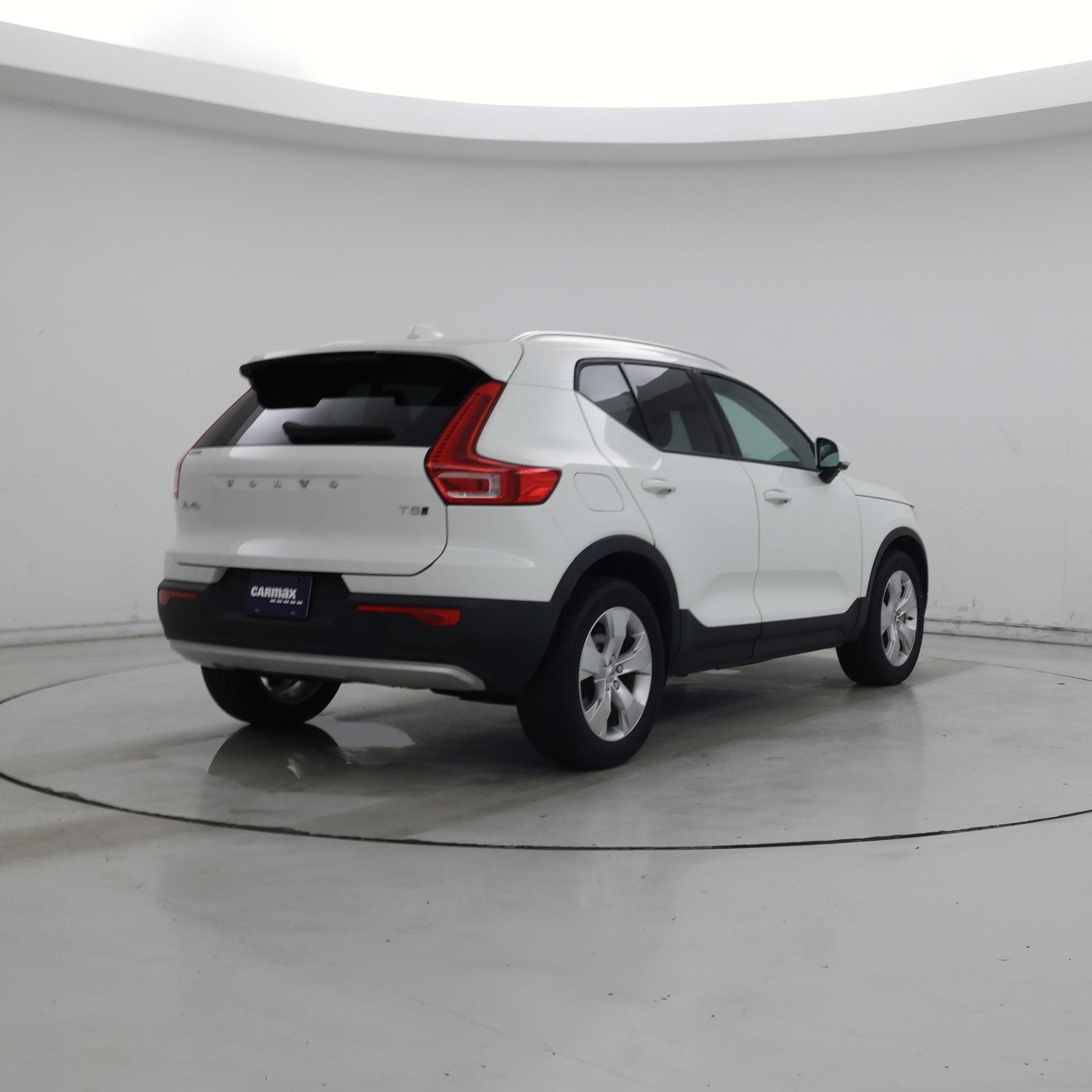 Thumbnail: 2020 Volvo XC40 - 8