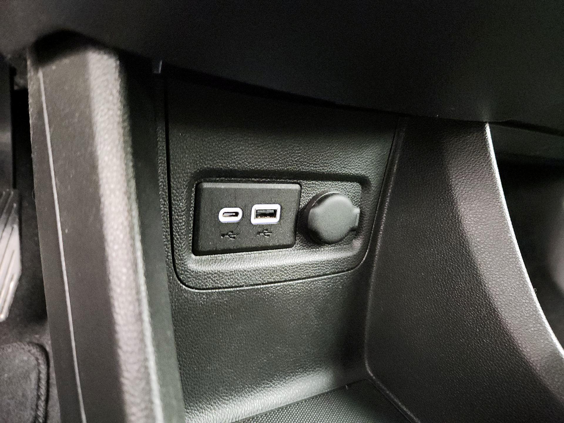 Thumbnail: 2019 Chevrolet Spark - 18