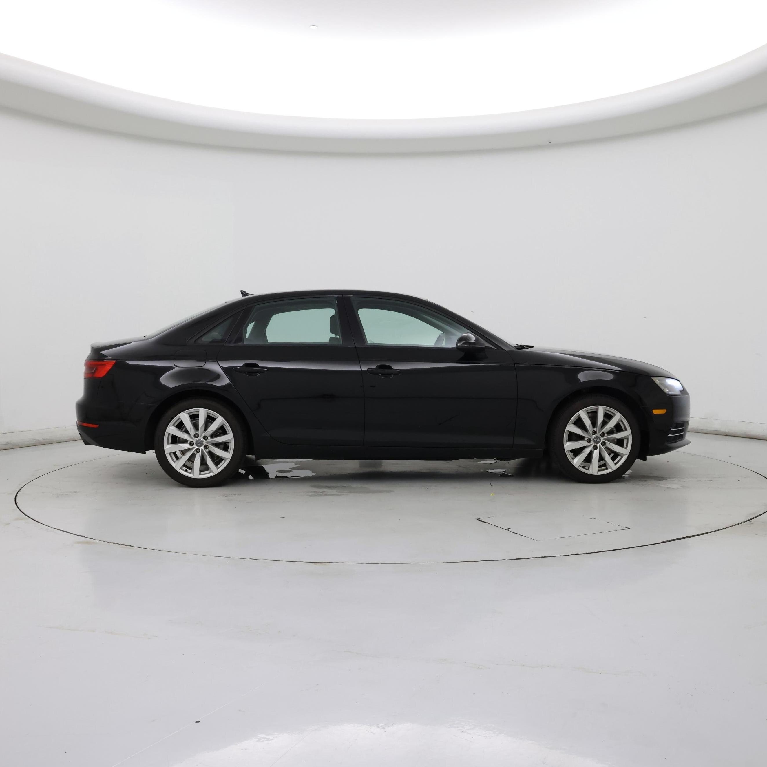 Thumbnail: 2017 Audi A4 - 7