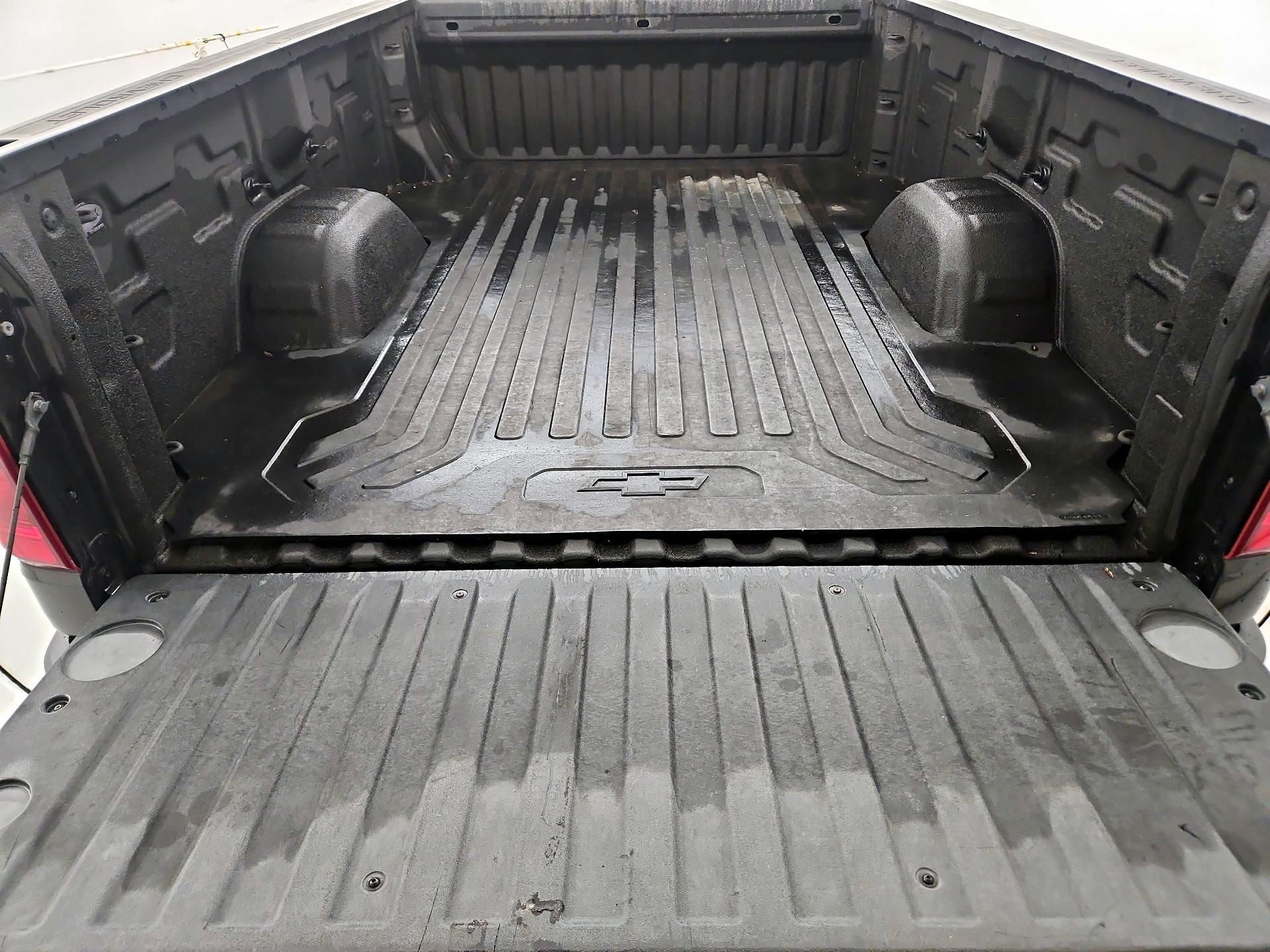 Thumbnail: 2021 Chevrolet Silverado 1500 - 19