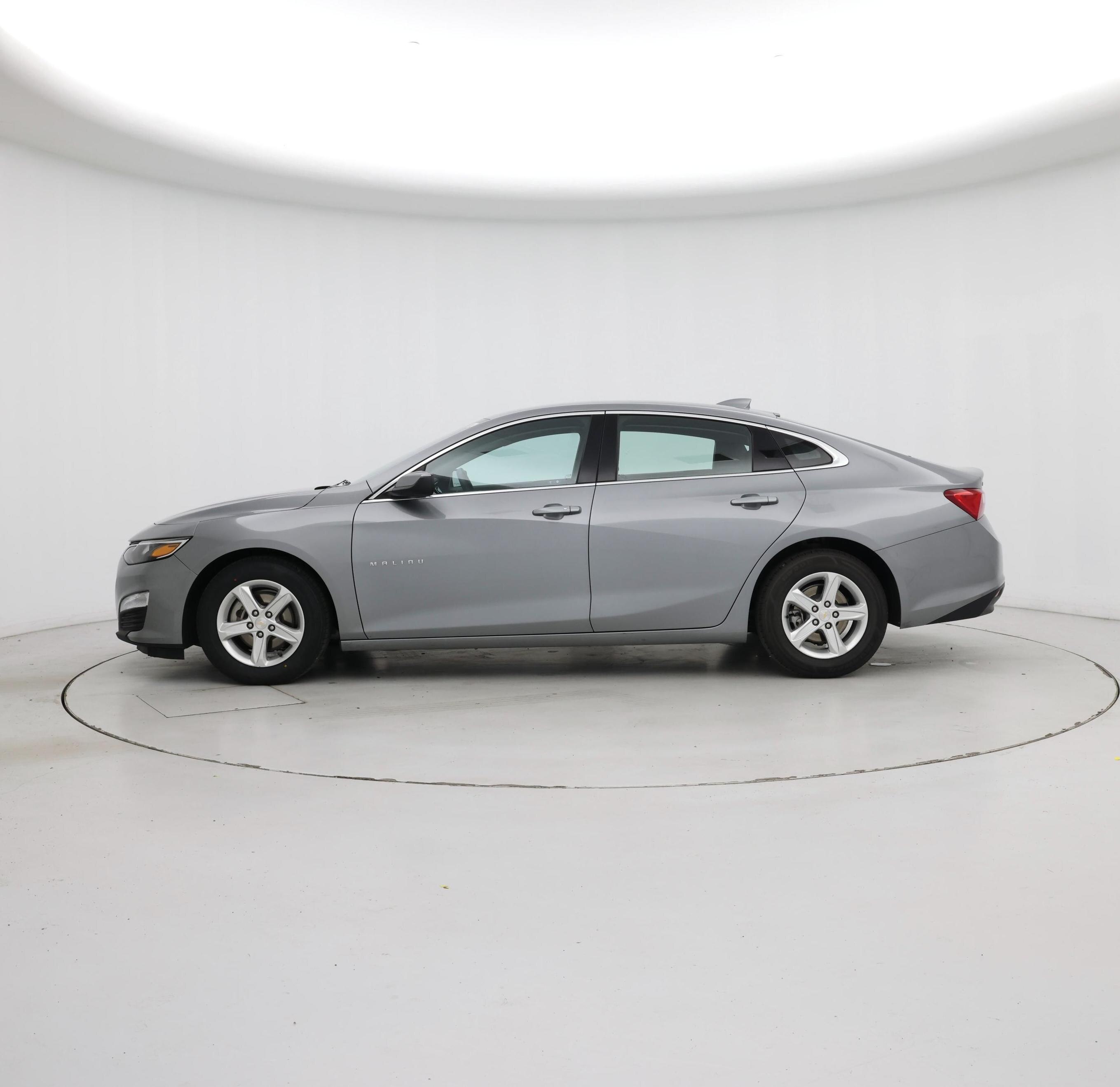 Thumbnail: 2023 Chevrolet Malibu - 3