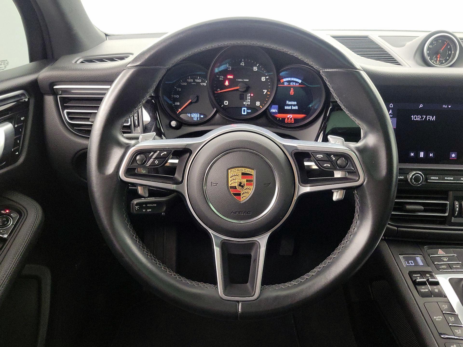 Thumbnail: 2021 Porsche Macan - 10