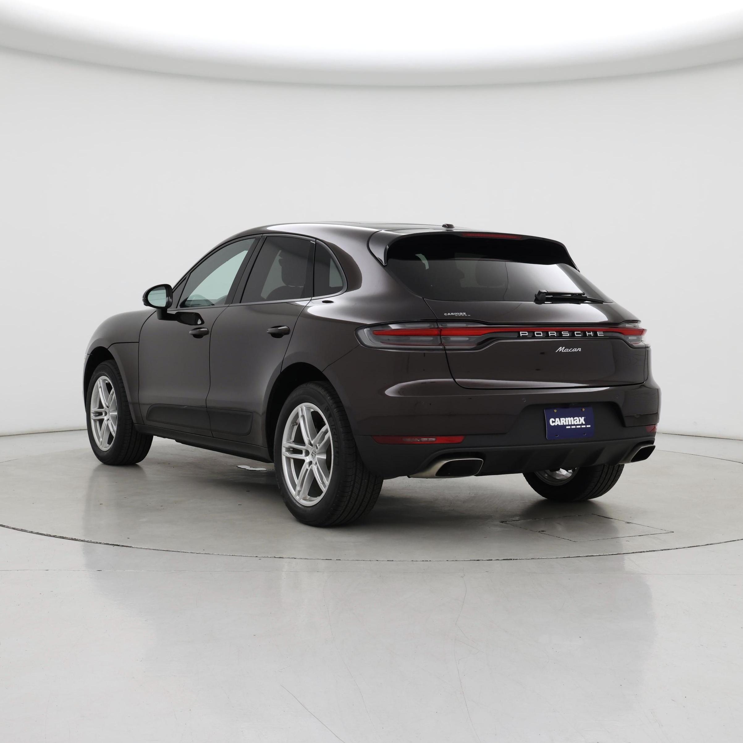 Thumbnail: 2021 Porsche Macan - 2