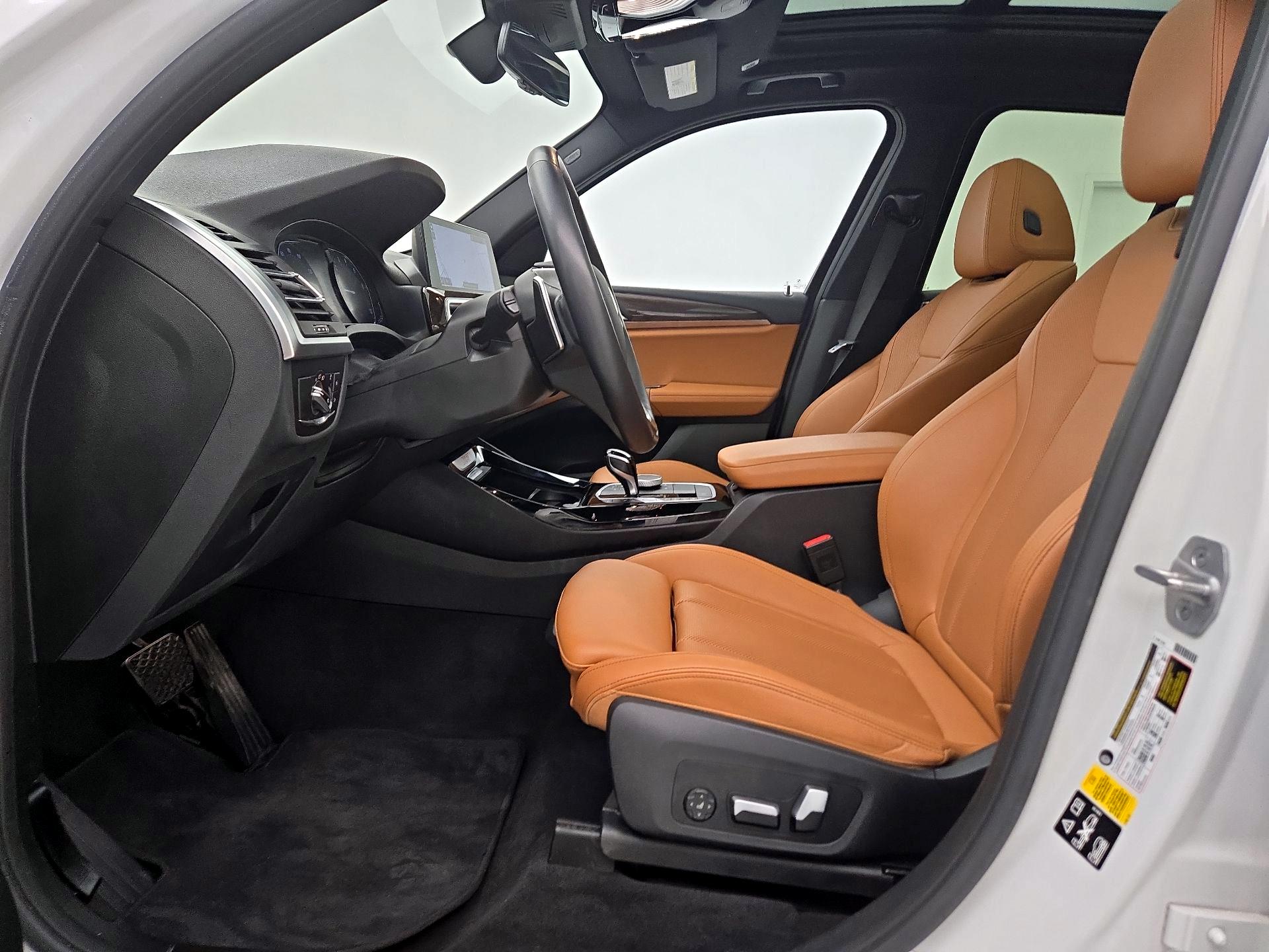 Thumbnail: 2022 BMW X3 - 11