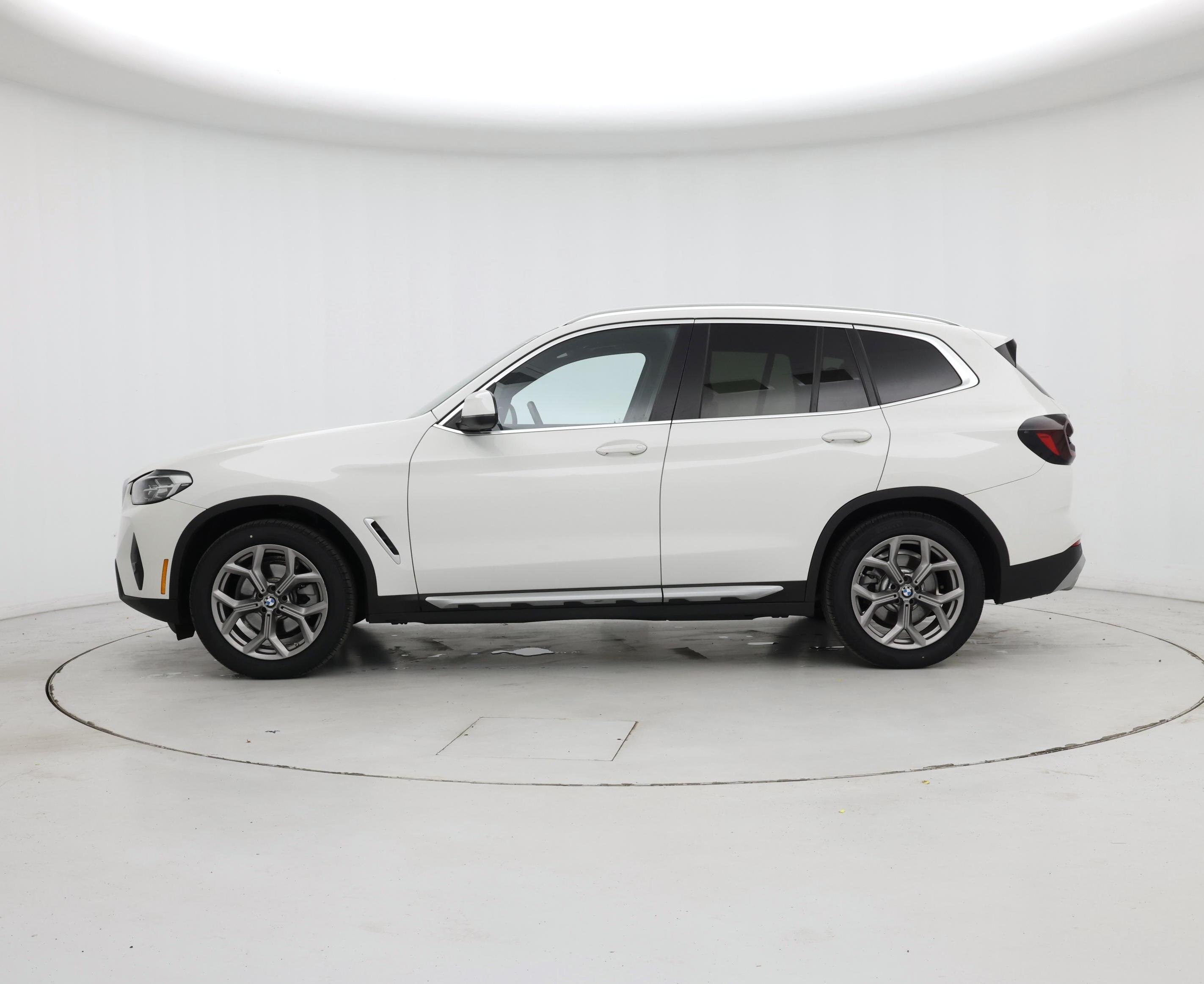 Thumbnail: 2022 BMW X3 - 3