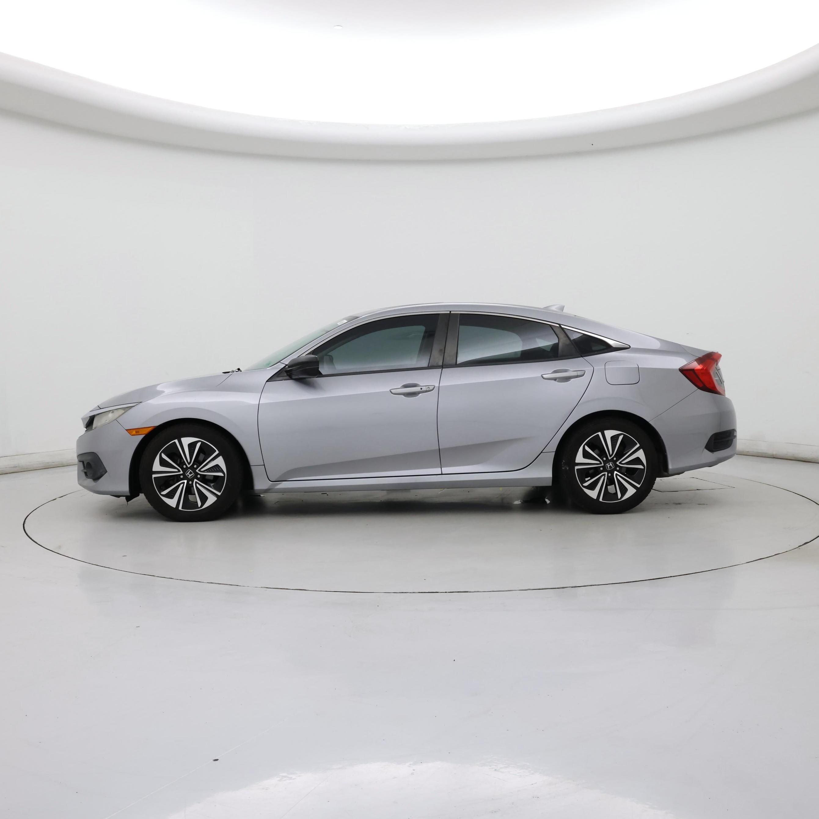 Thumbnail: 2017 Honda Civic - 3