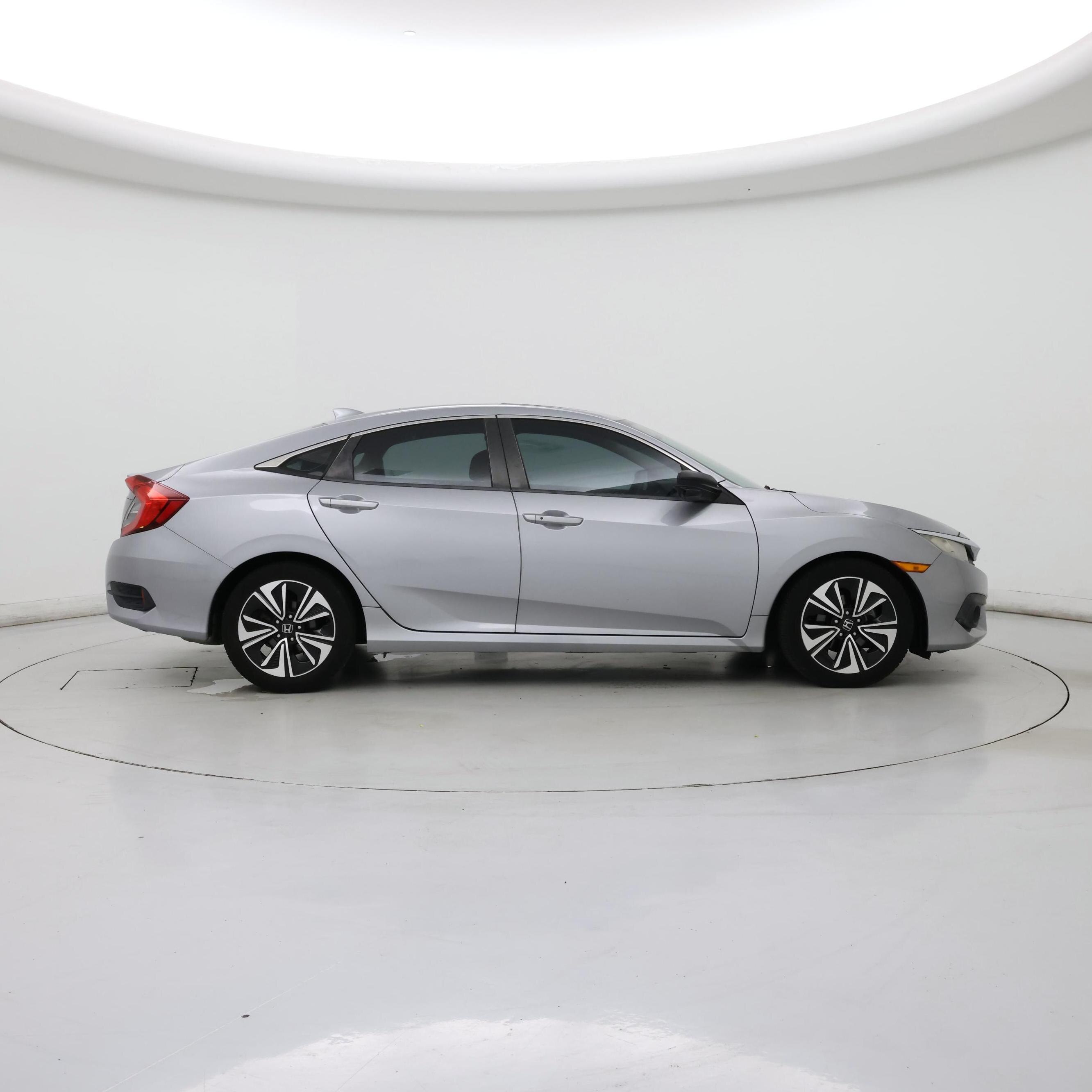 Thumbnail: 2017 Honda Civic - 7
