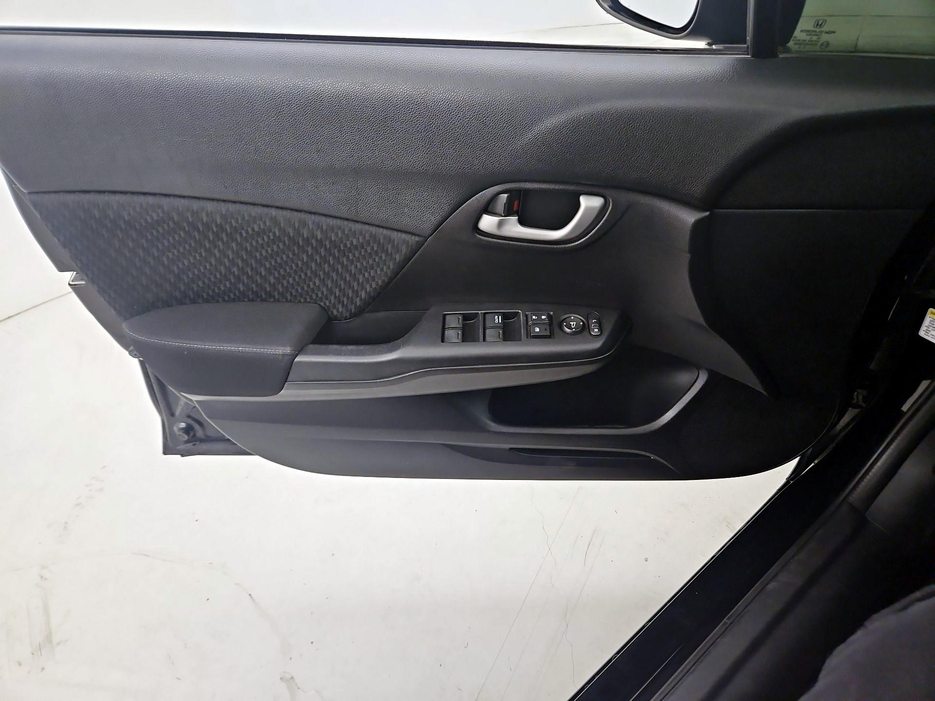 Thumbnail: 2015 Honda Civic - 12