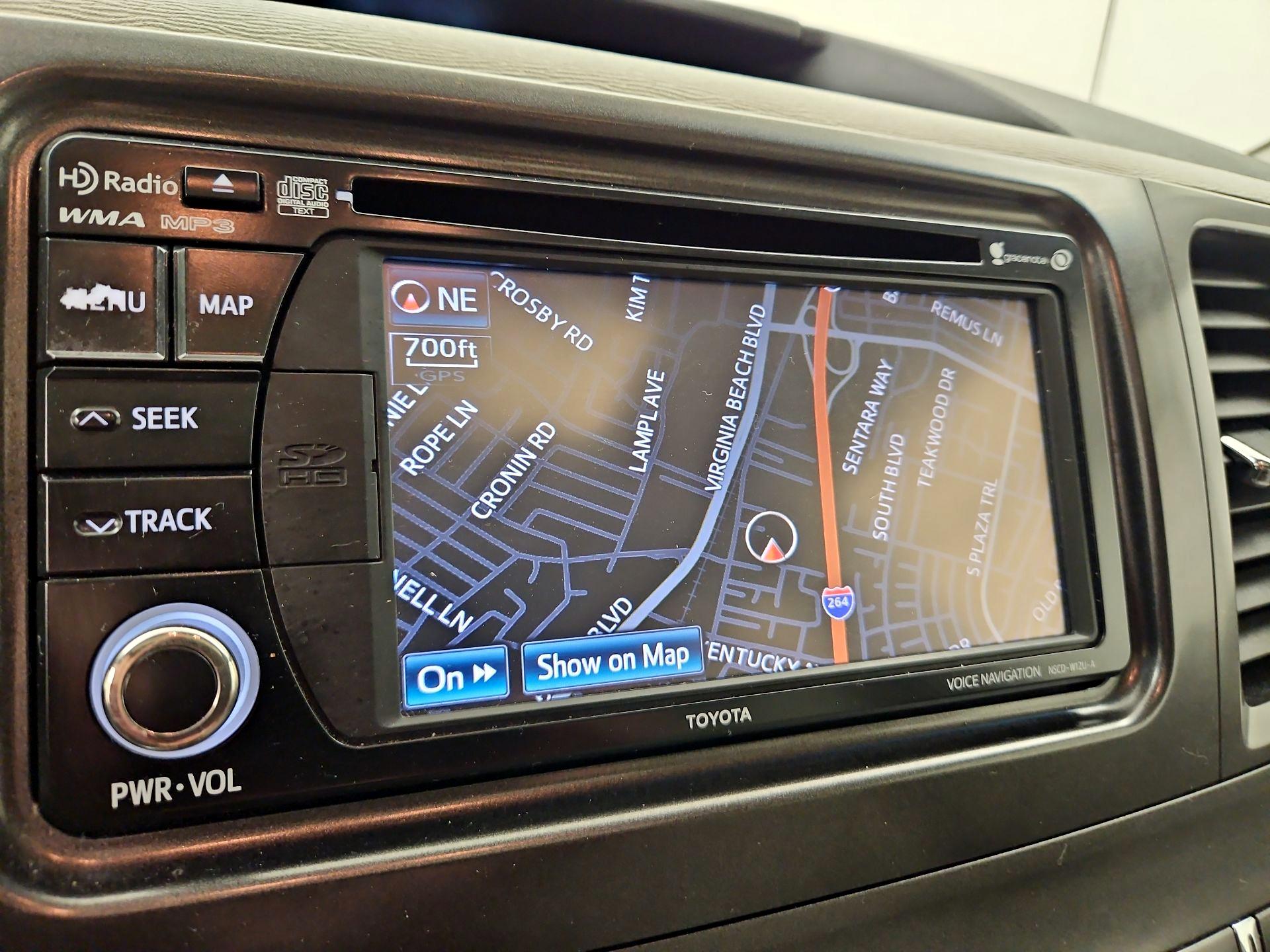 Thumbnail: 2013 Toyota Sienna - 14