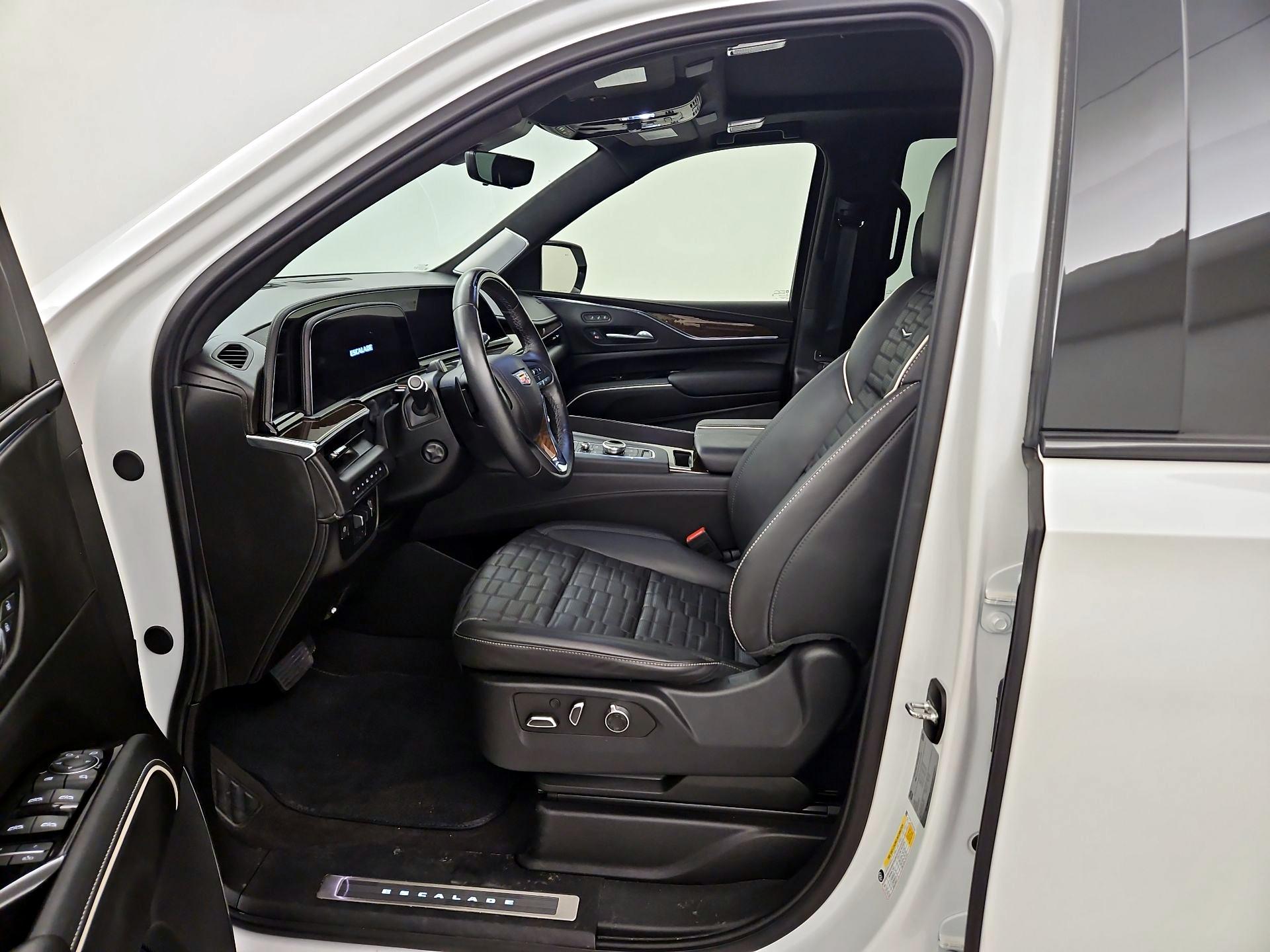 Thumbnail: 2024 Cadillac Escalade - 11