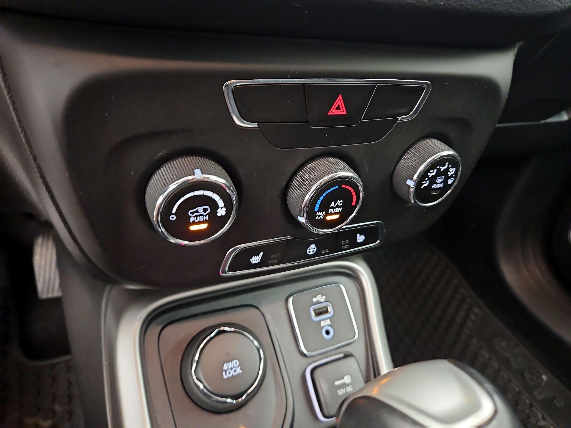 Thumbnail: 2018 Jeep Compass - 17