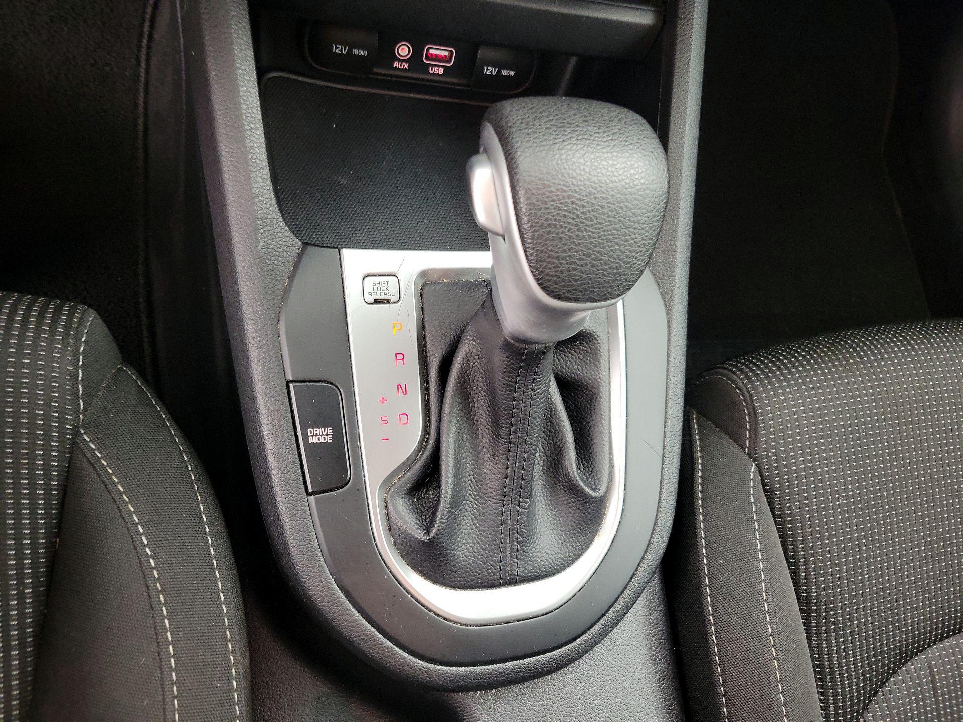 Thumbnail: 2021 Kia Forte - 17