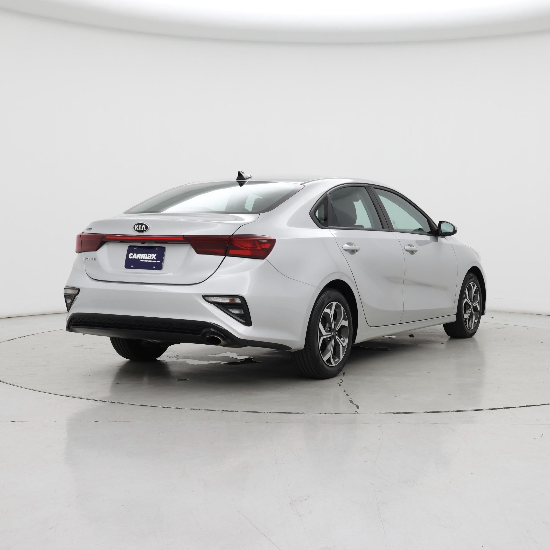 Thumbnail: 2021 Kia Forte - 8