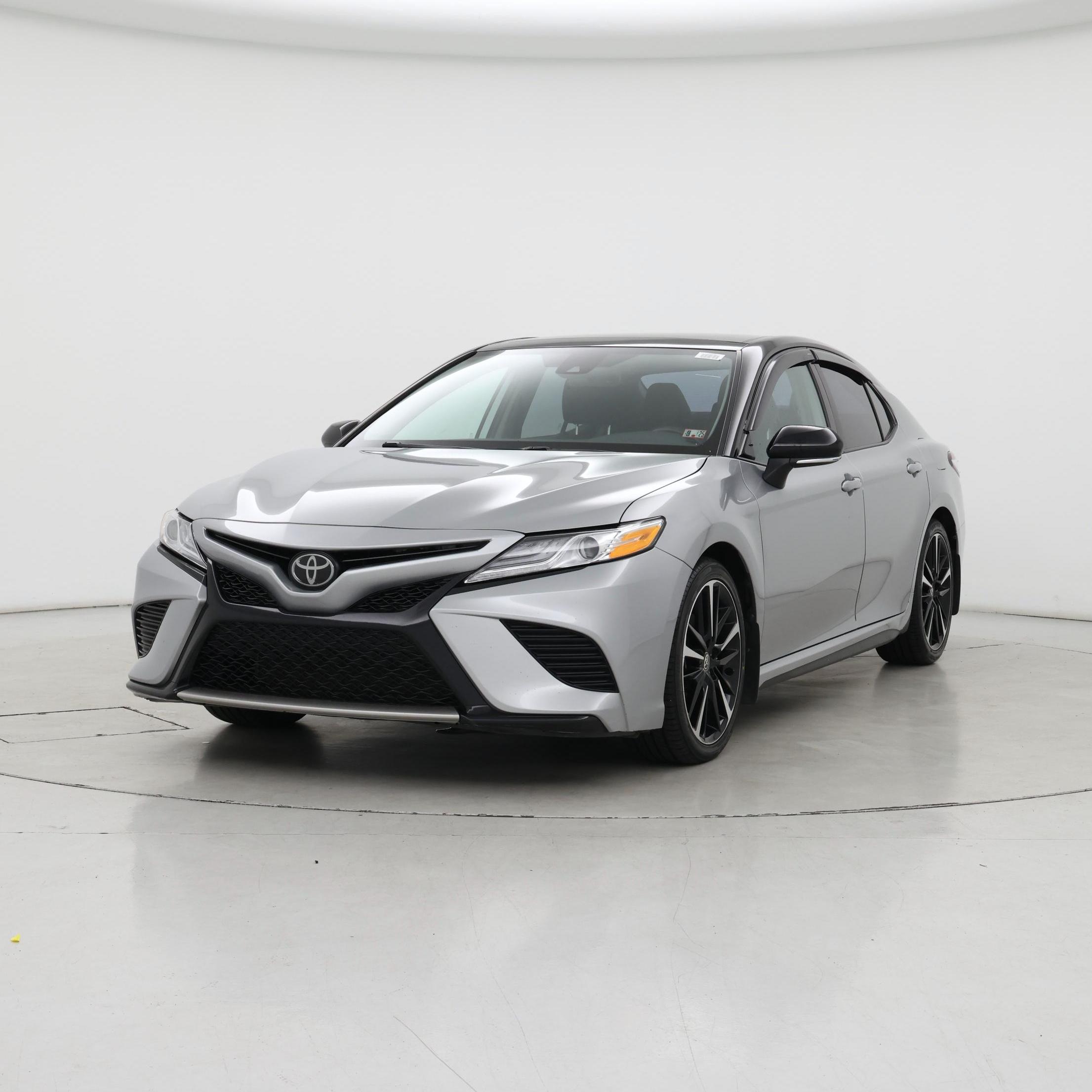 Thumbnail: 2020 Toyota Camry - 4