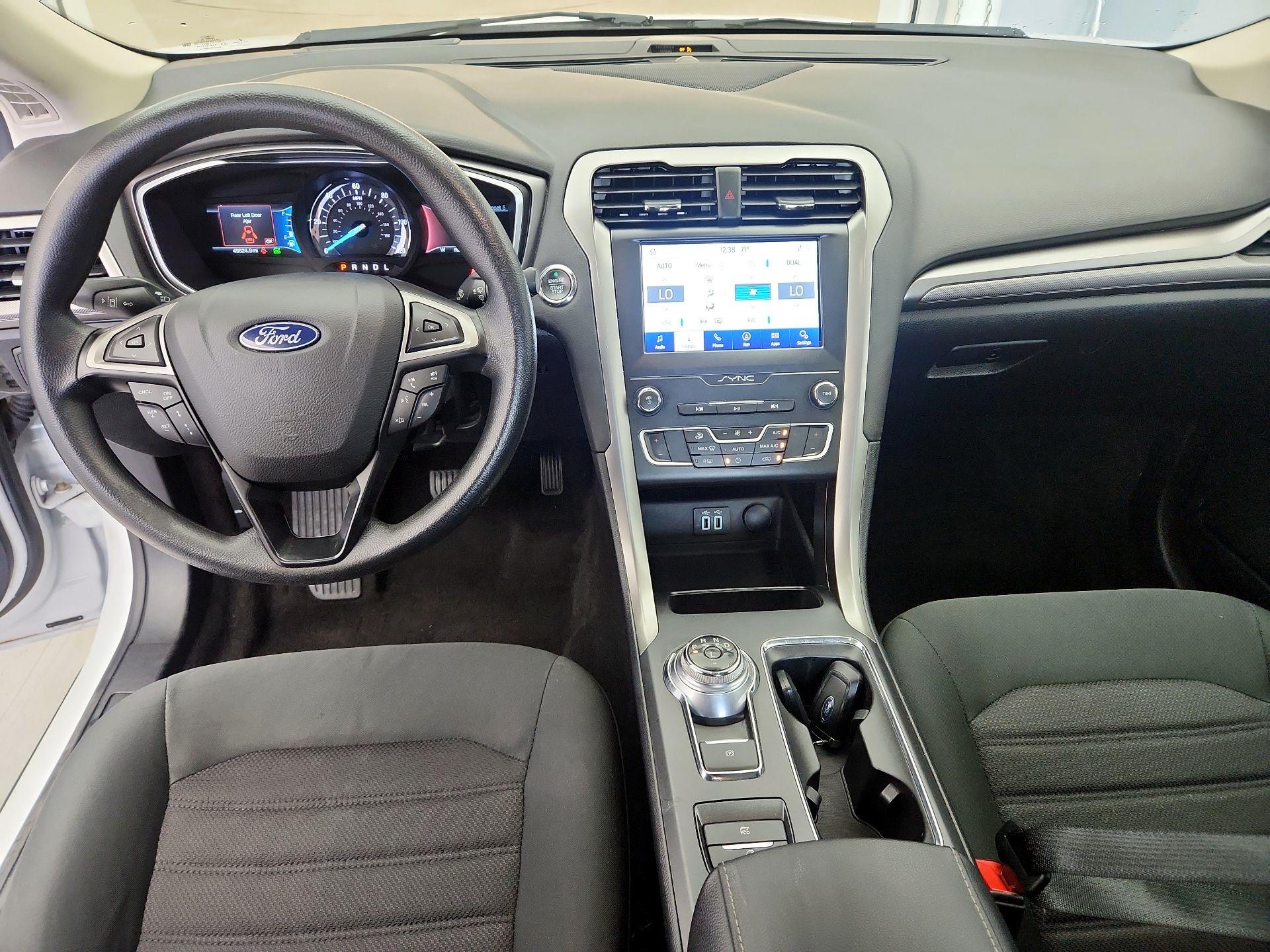 Thumbnail: 2020 Ford Fusion - 9