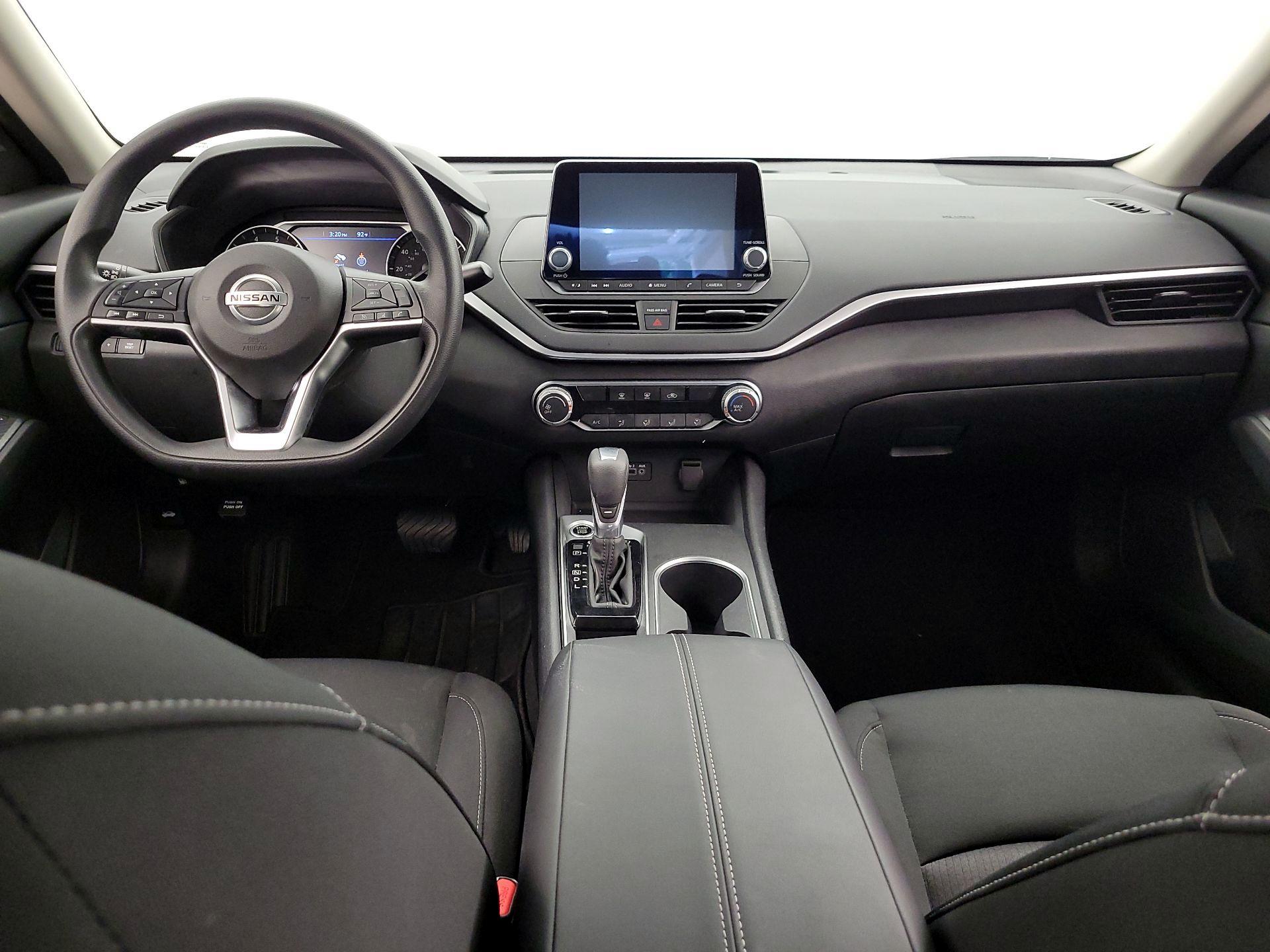 Thumbnail: 2022 Nissan Altima - 9
