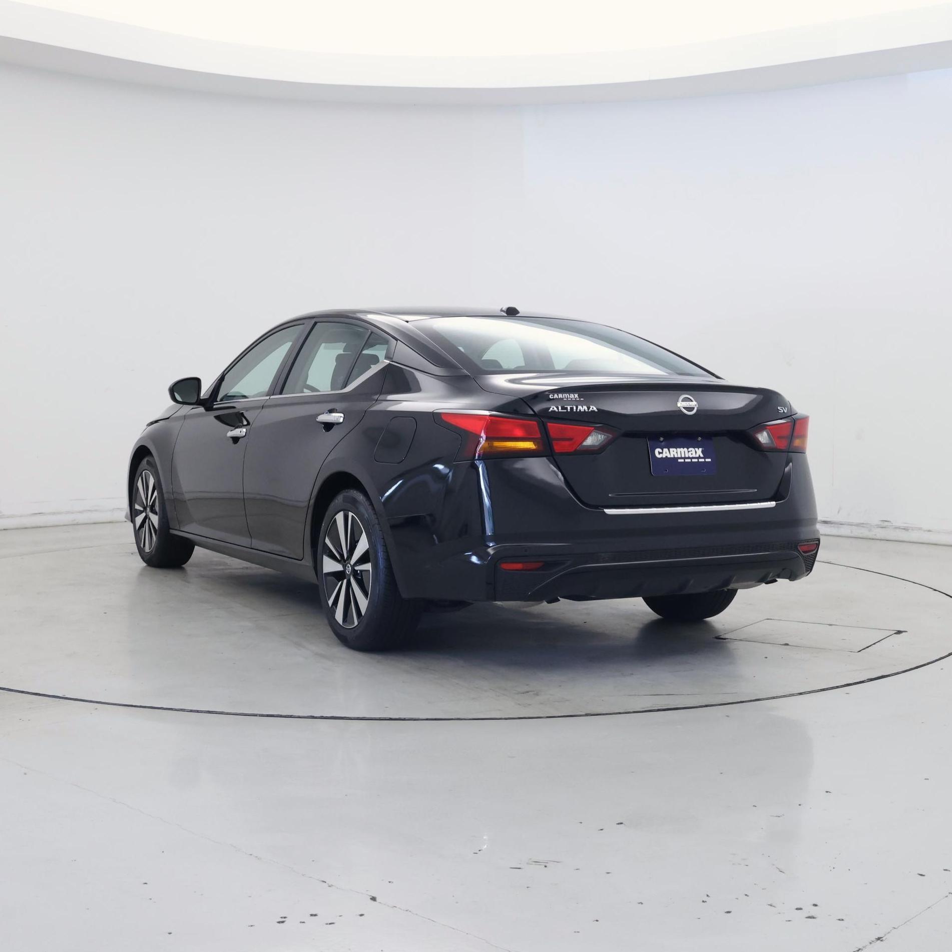 Thumbnail: 2022 Nissan Altima - 2