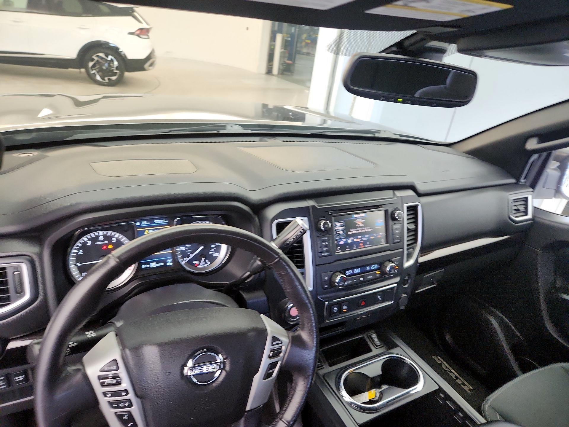 Thumbnail: 2019 Nissan Titan - 9