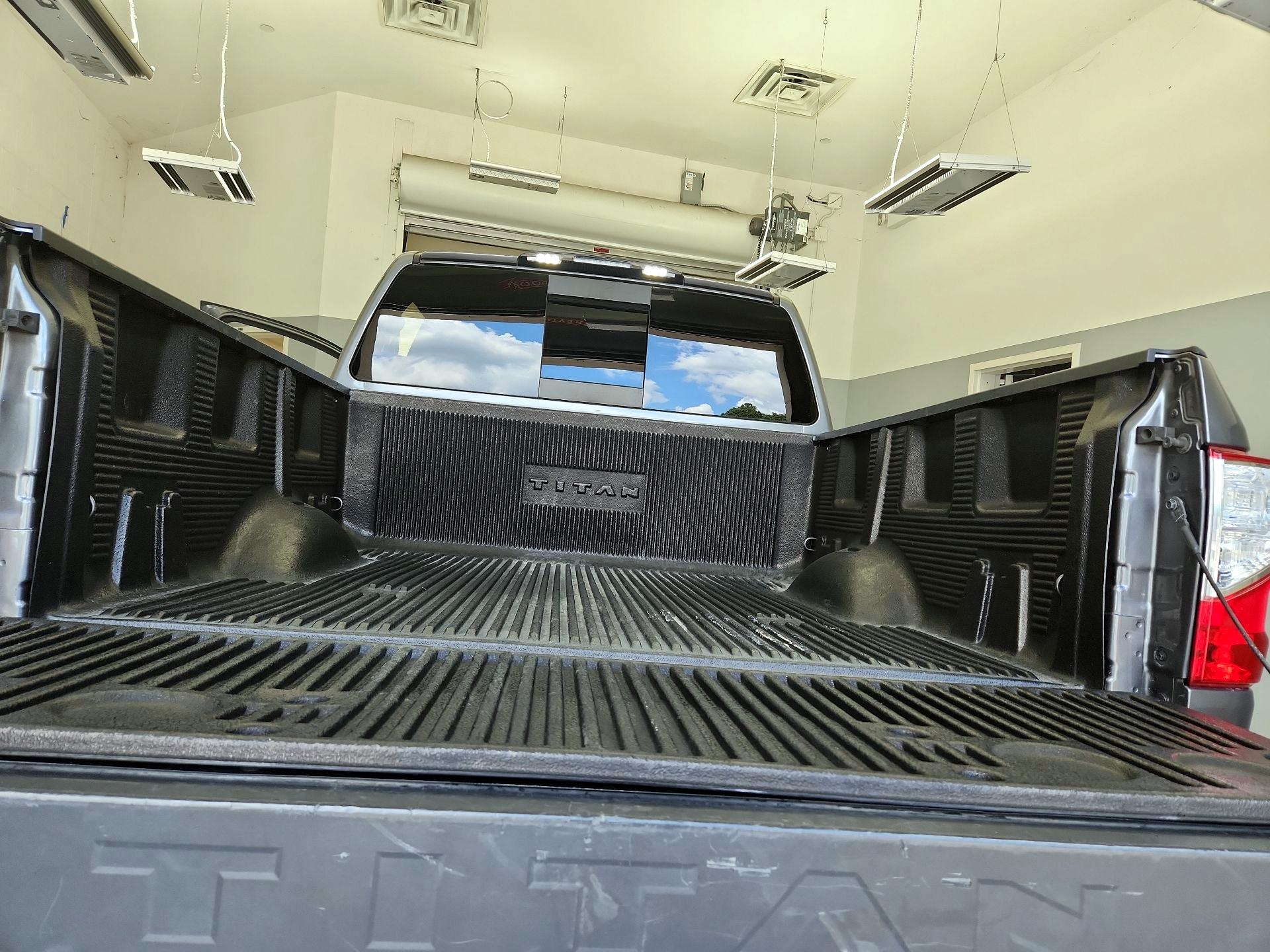 Thumbnail: 2019 Nissan Titan - 20