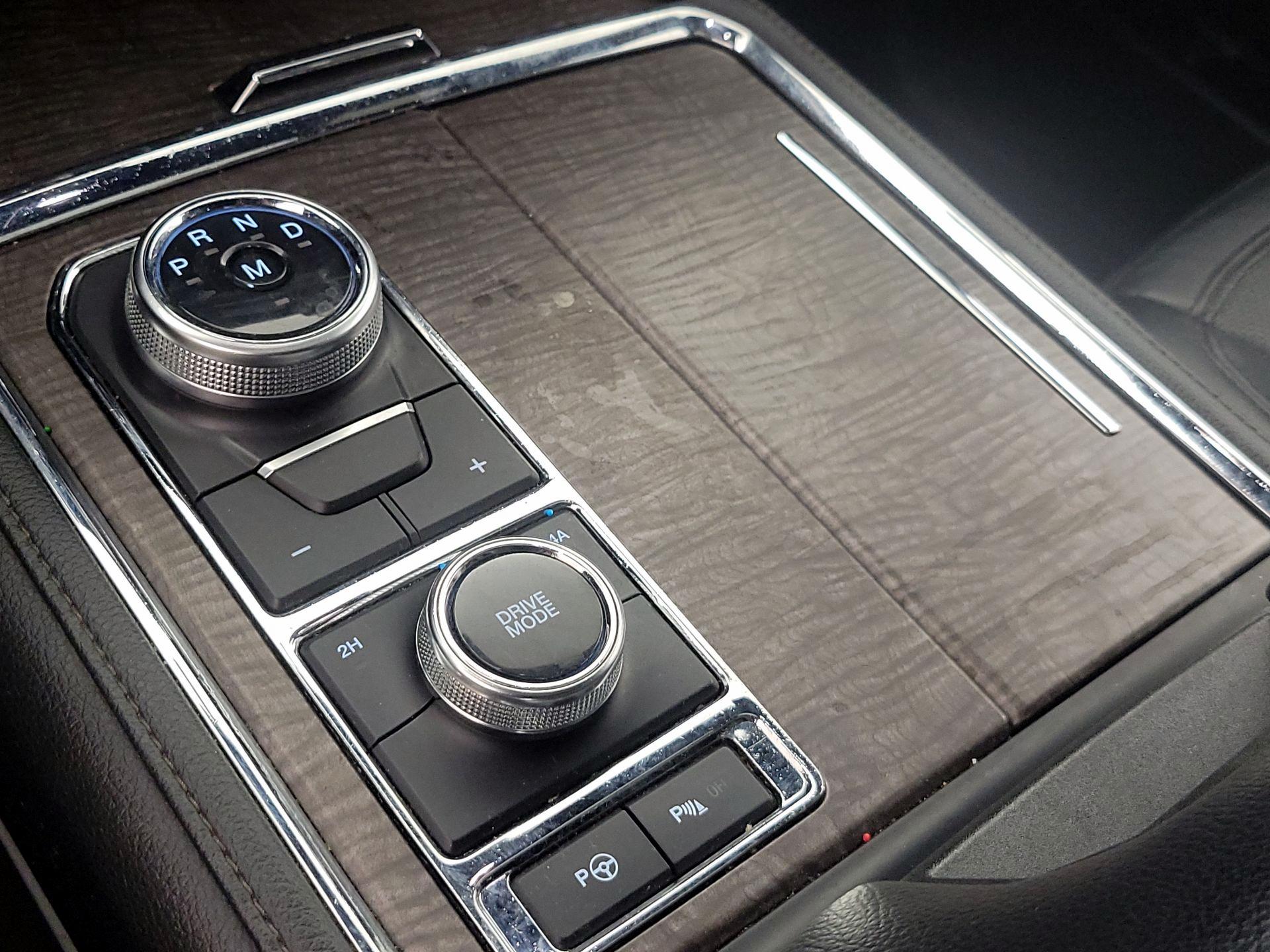 Thumbnail: 2019 Ford Expedition - 18