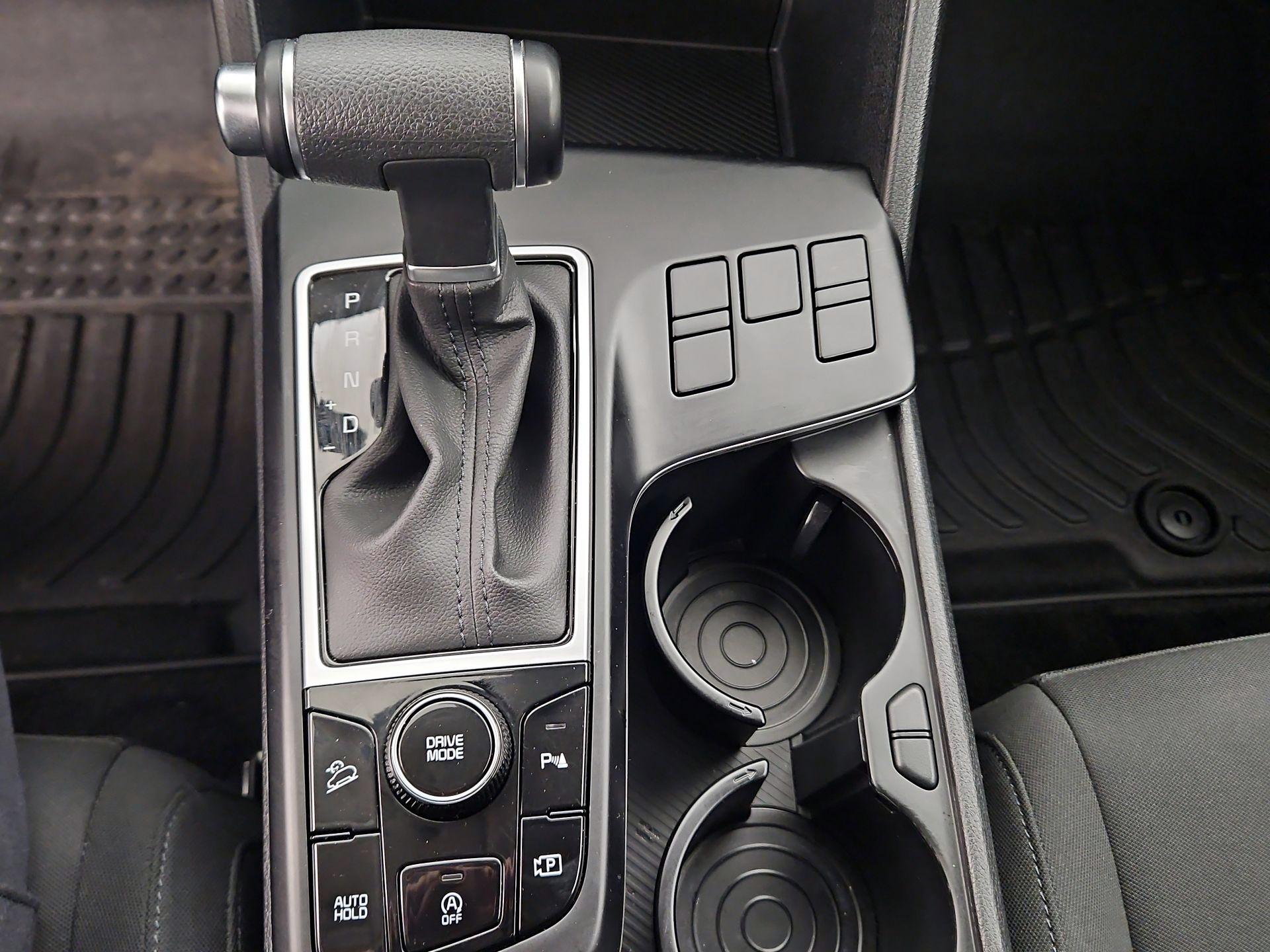 Thumbnail: 2023 Kia Sportage - 17